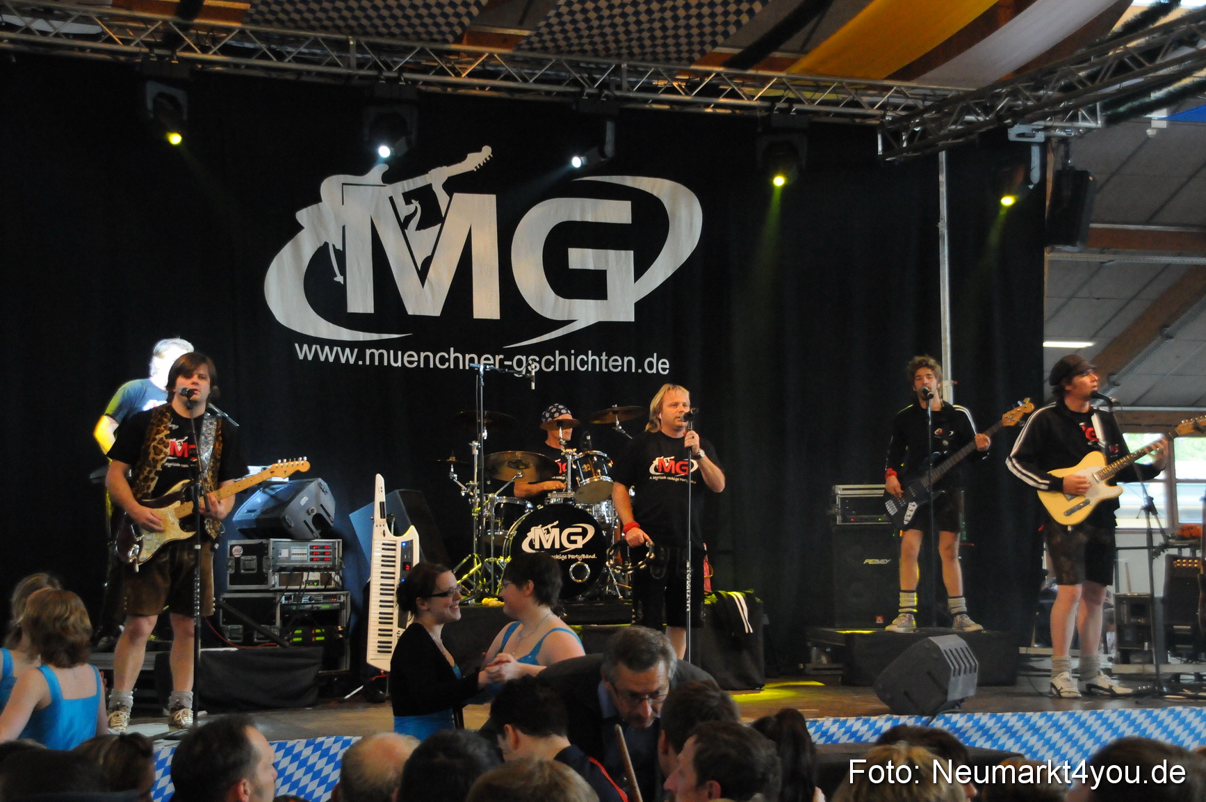 Festzug 150 Jahre Feuerwehr Neumarkt 160510 0265