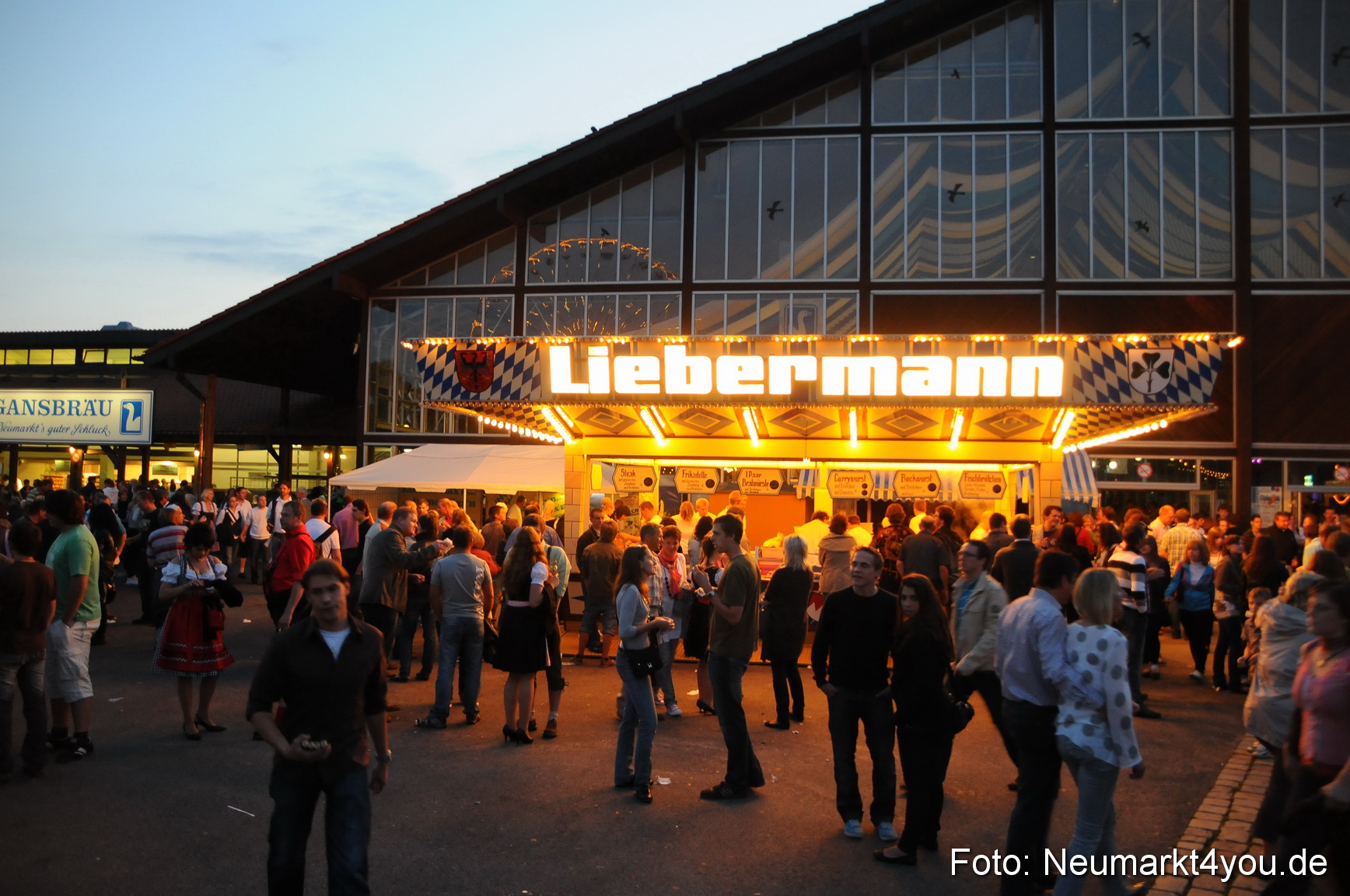 Volksfest Neumarkt 070810 0062