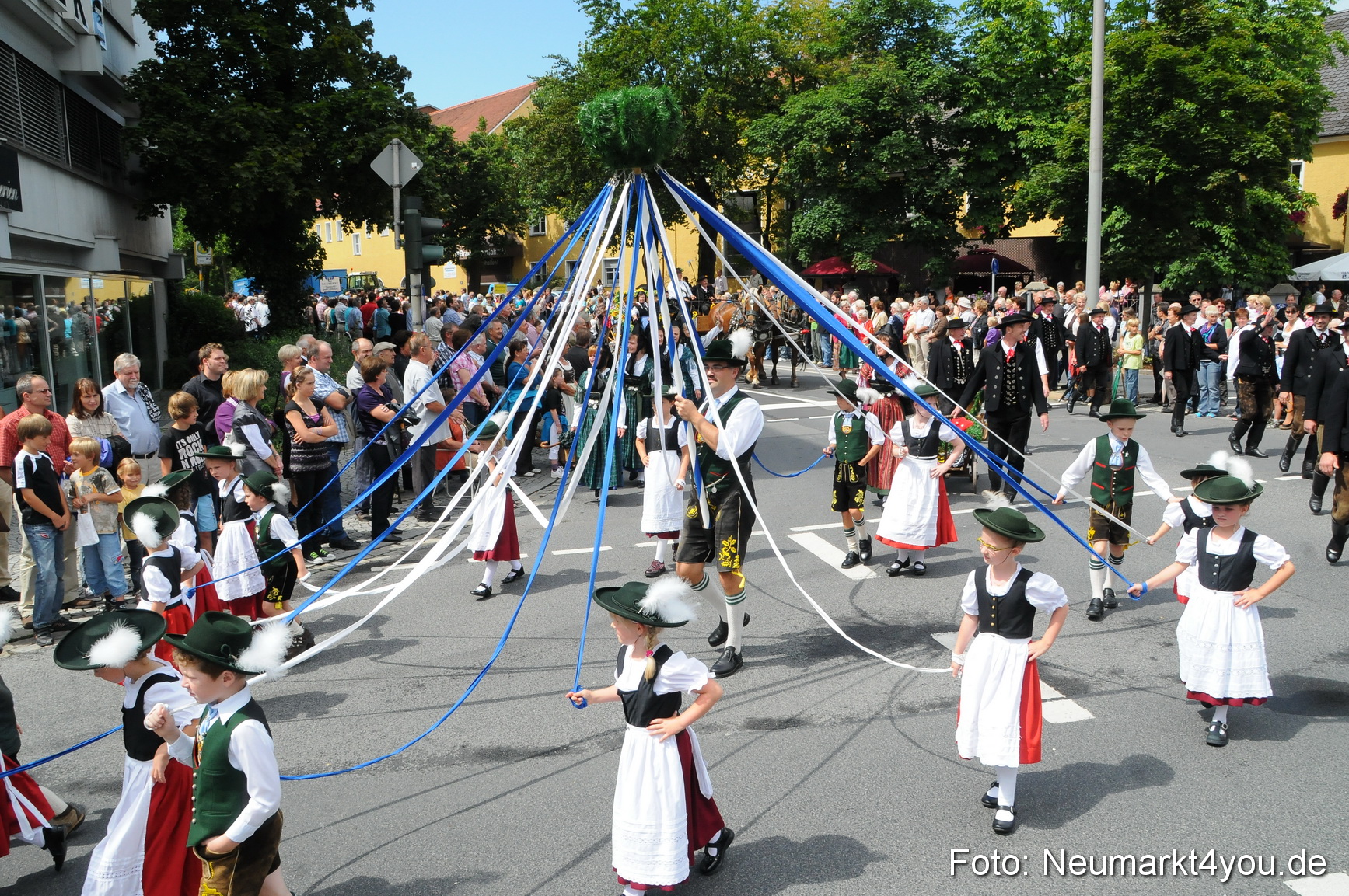 Volksfestzug Neumarkt 080810 0006