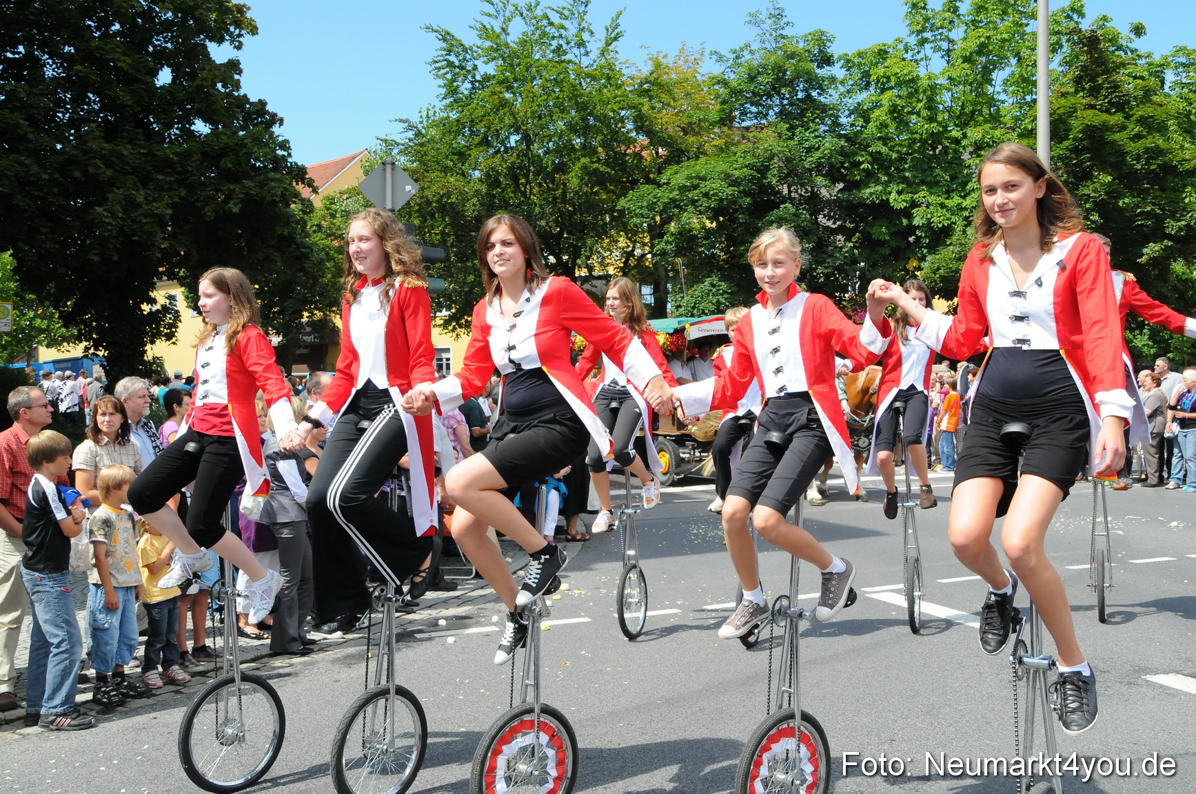 Volksfestzug Neumarkt 080810 0015