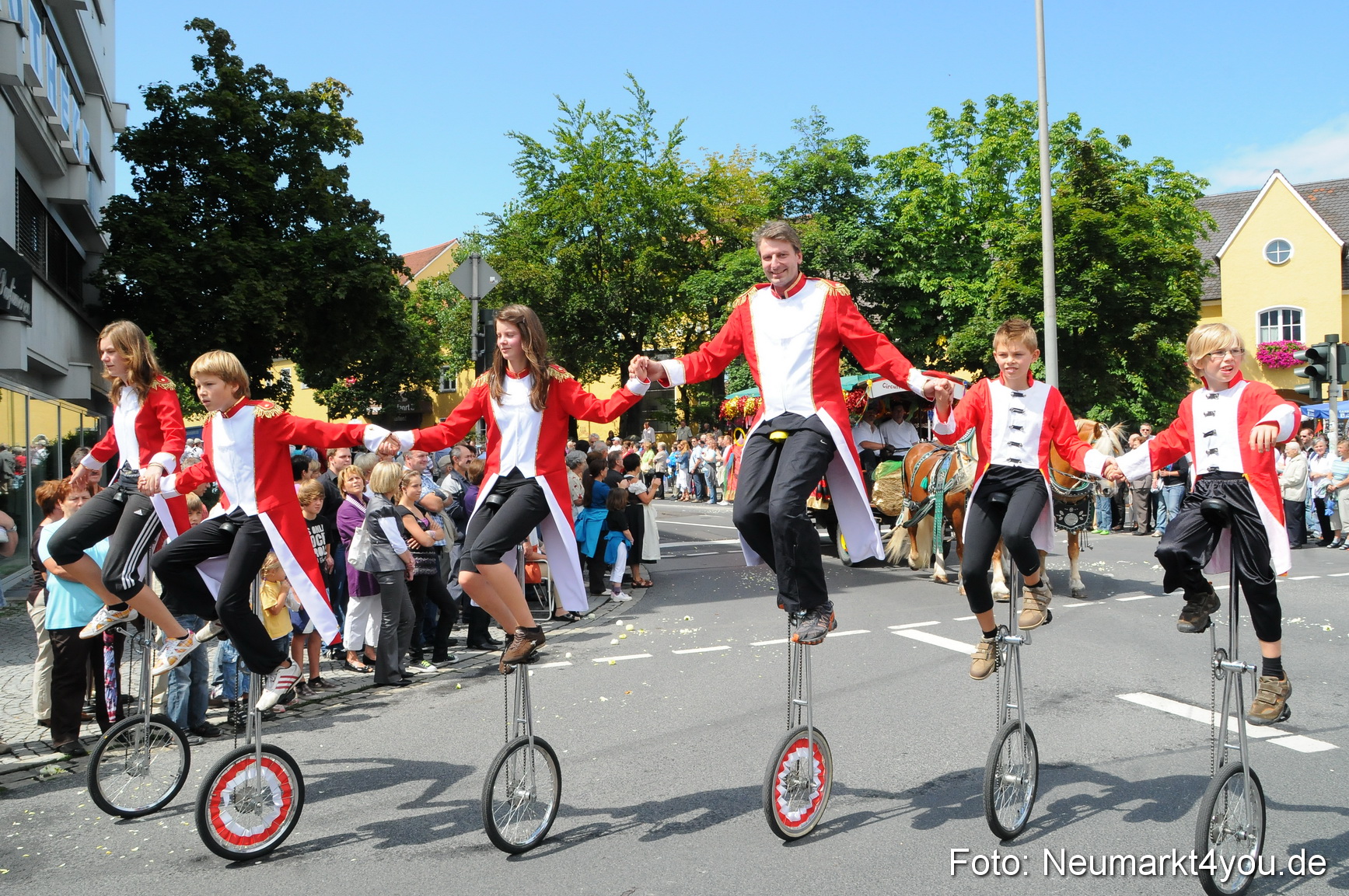 Volksfestzug Neumarkt 080810 0016