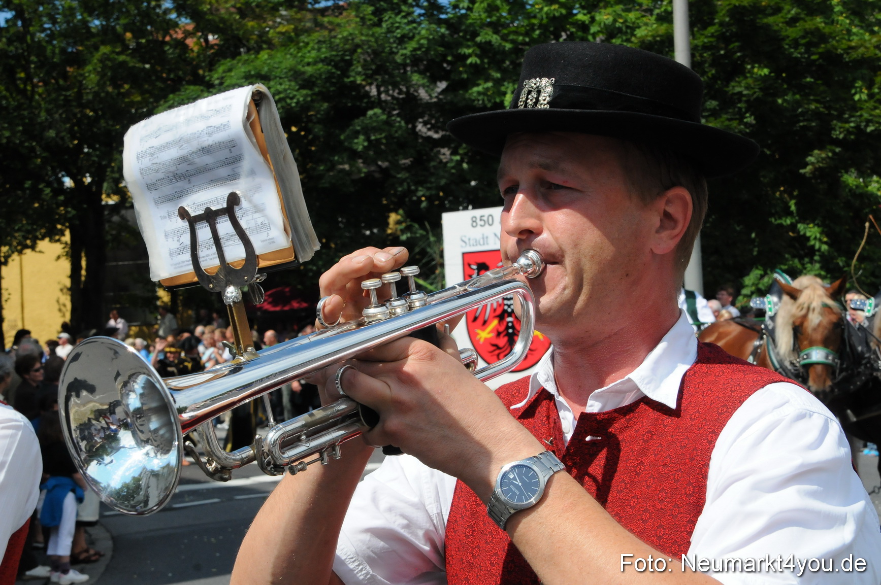 Volksfestzug Neumarkt 080810 0021