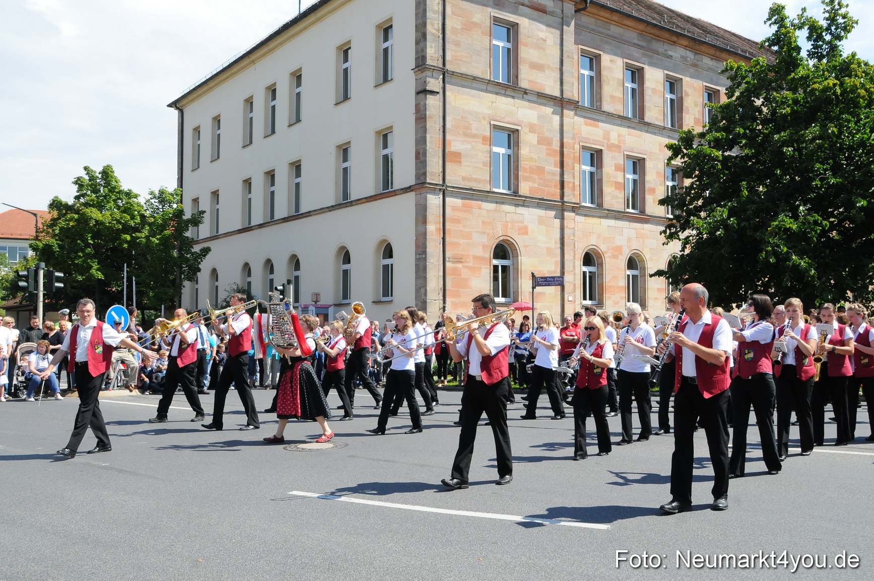 Volksfestzug Neumarkt 080810 0037