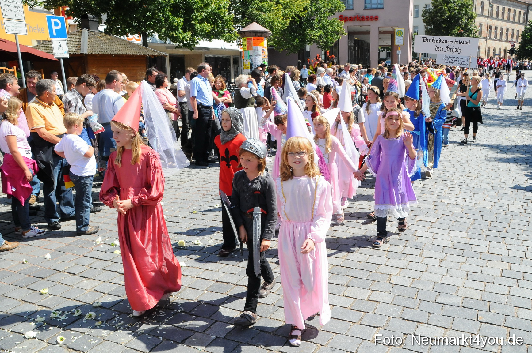 Volksfestzug Neumarkt 080810 0050