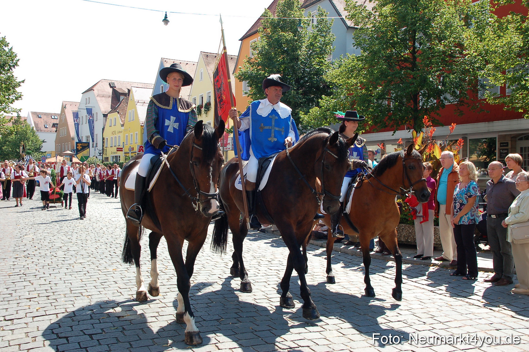 Volksfestzug Neumarkt 080810 0053