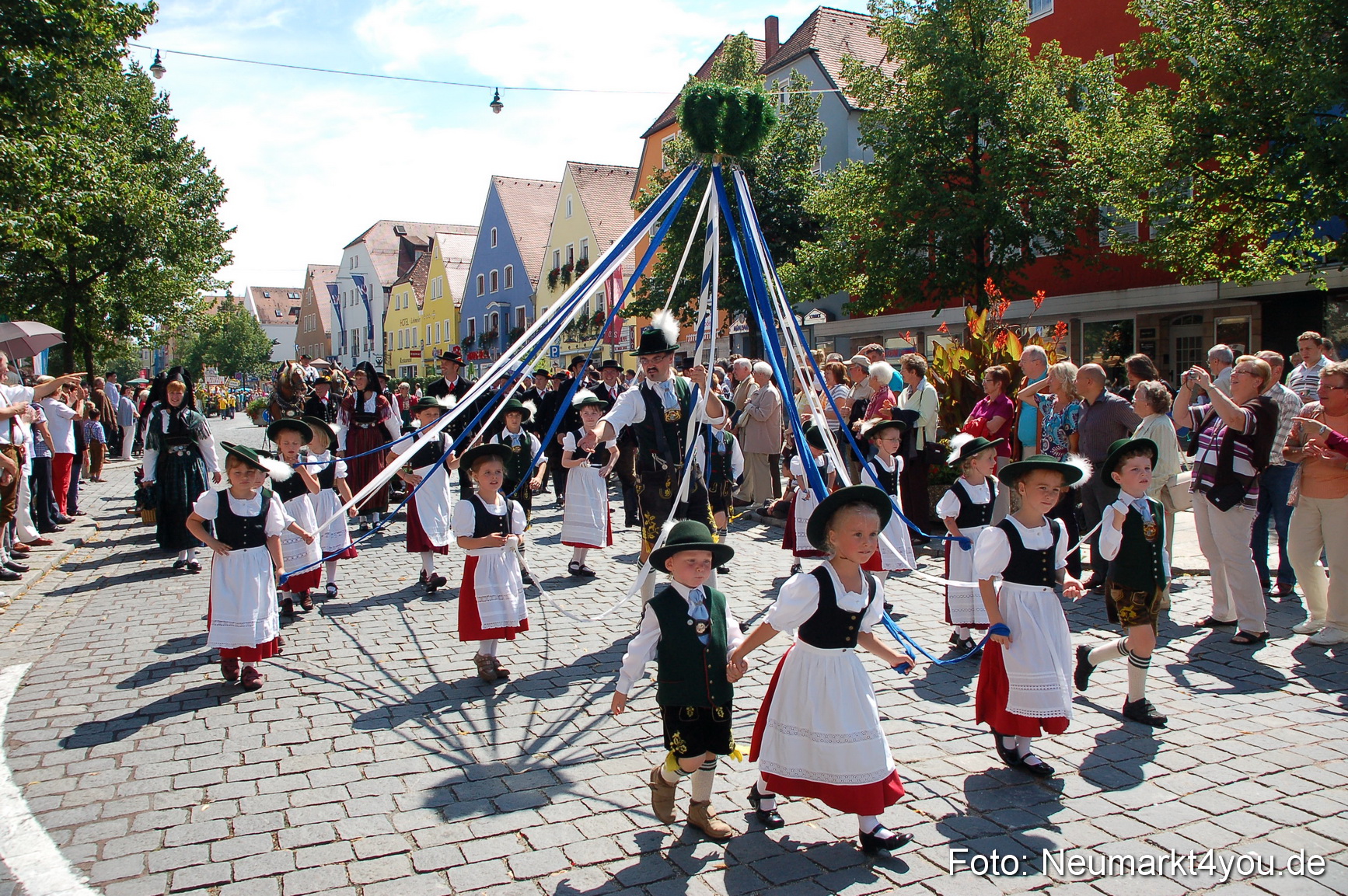 Volksfestzug Neumarkt 080810 0060