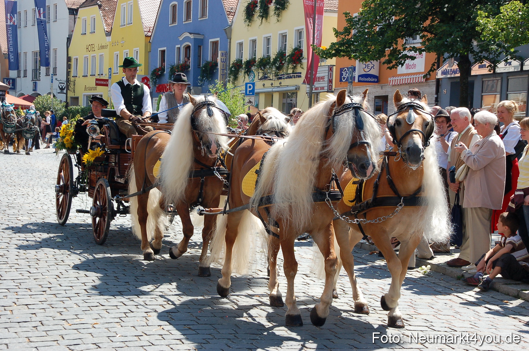 Volksfestzug Neumarkt 080810 0096
