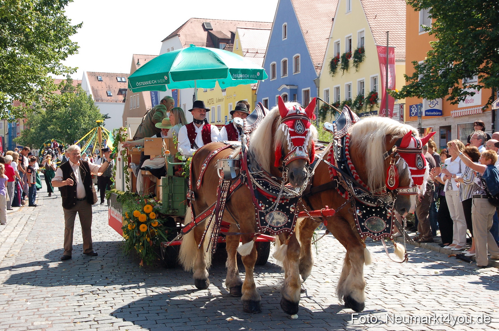 Volksfestzug Neumarkt 080810 0106