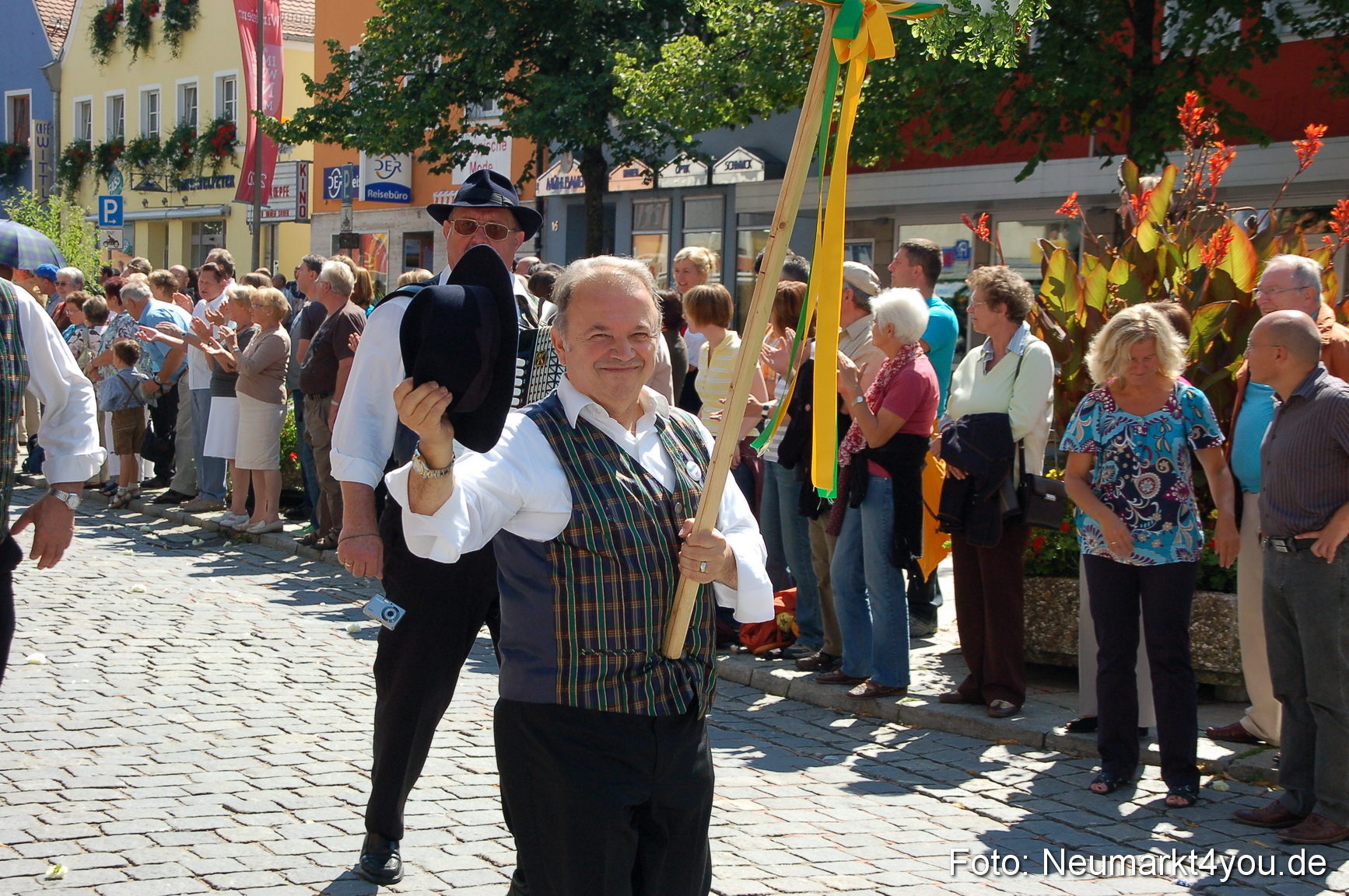 Volksfestzug Neumarkt 080810 0108