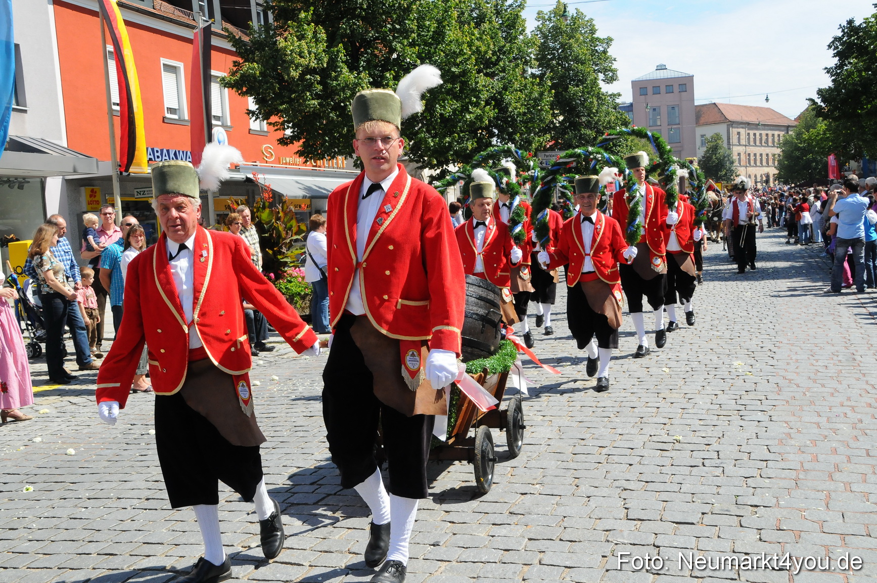Volksfestzug Neumarkt 080810 0132