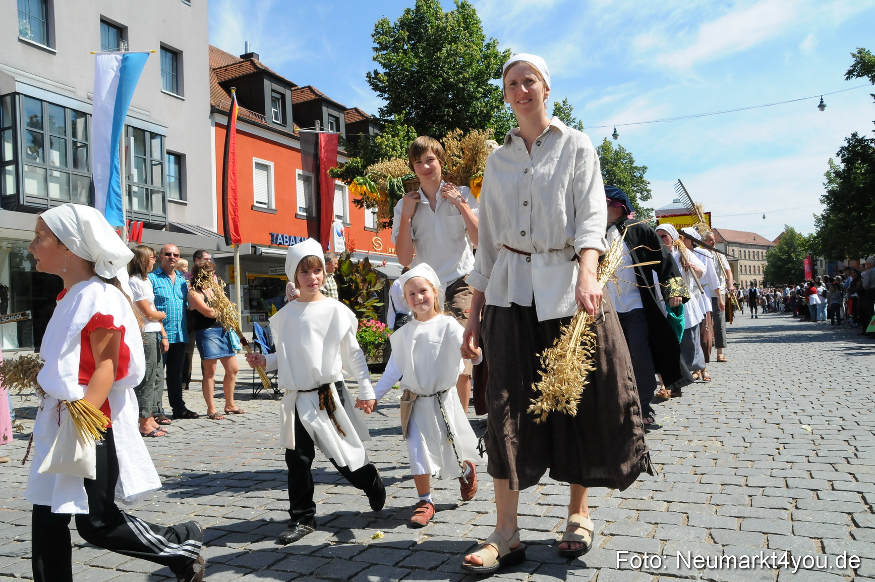 Volksfestzug Neumarkt 080810 0140