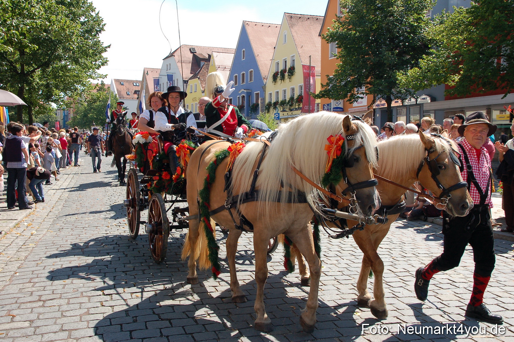 Volksfestzug Neumarkt 080810 0162