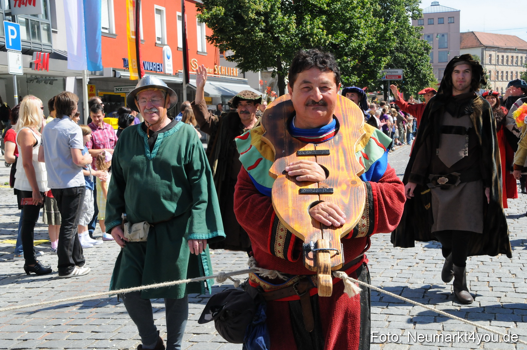 Volksfestzug Neumarkt 080810 0191