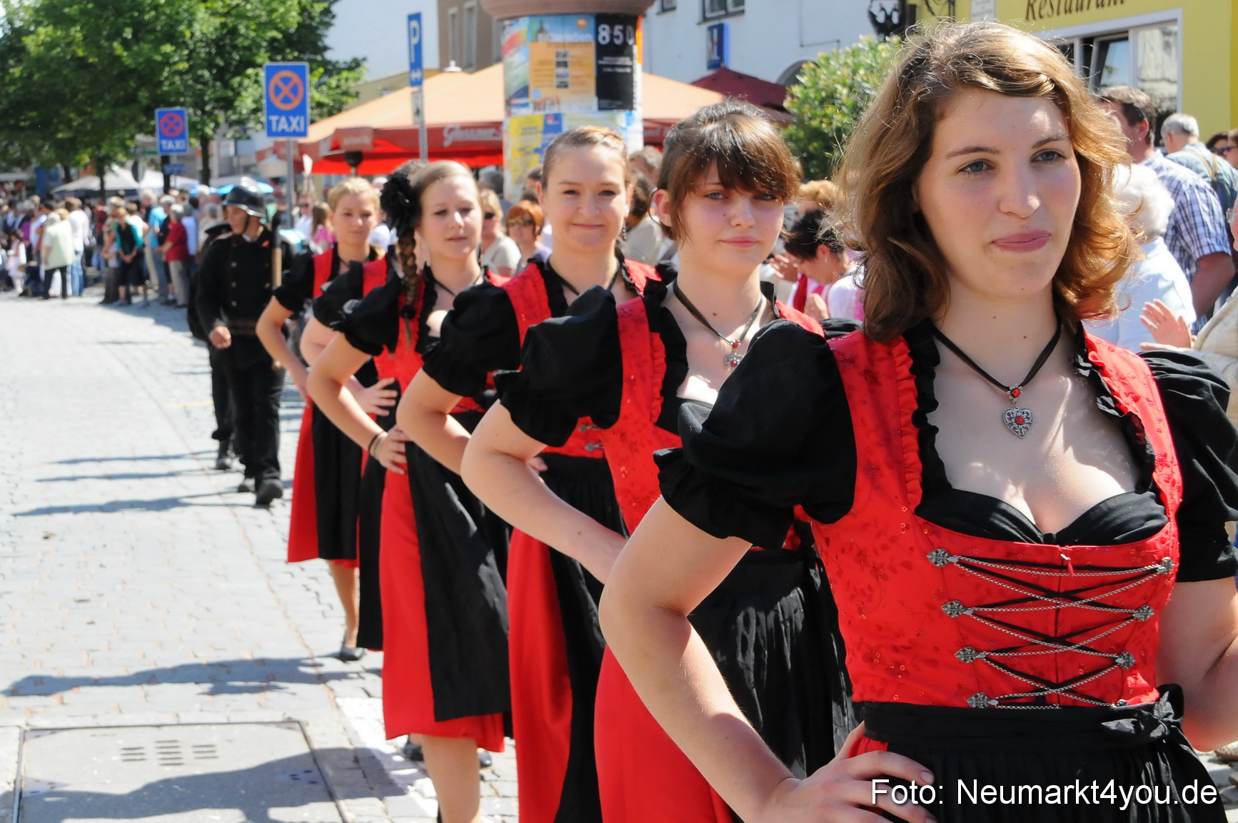 Volksfestzug Neumarkt 080810 0236