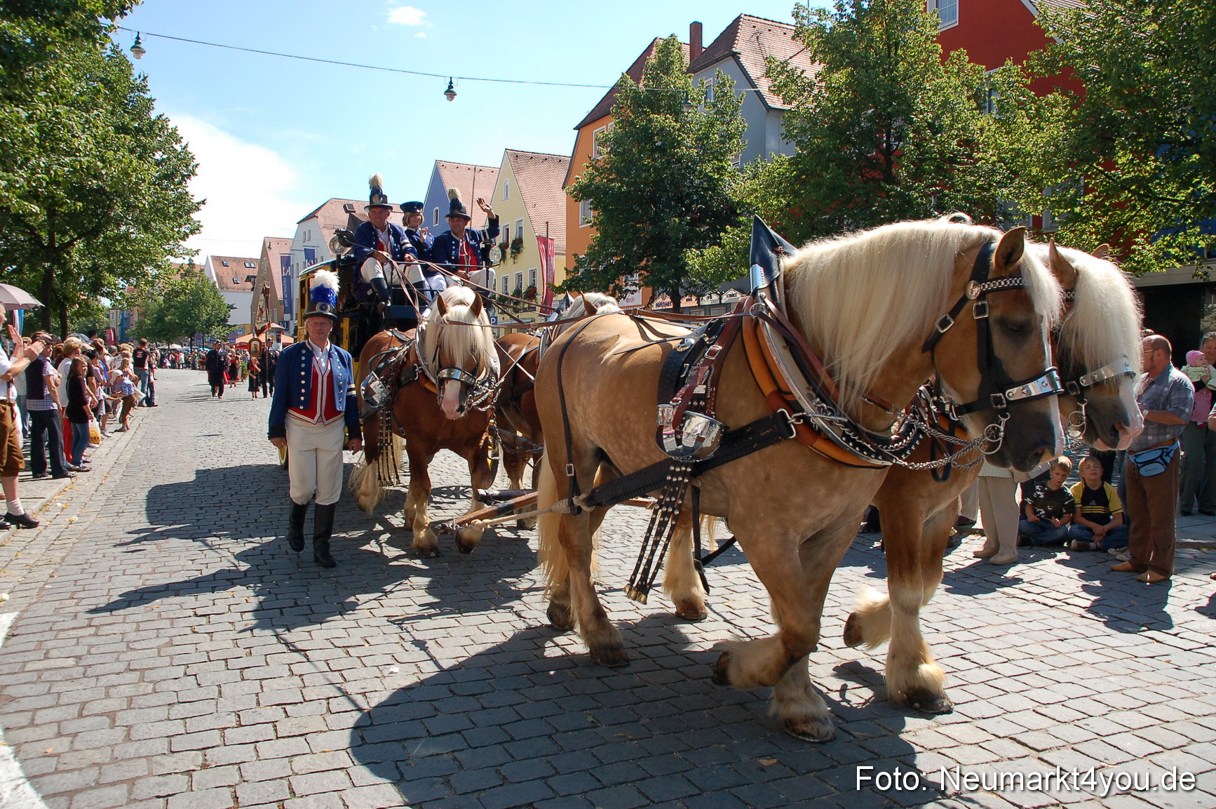 Volksfestzug Neumarkt 080810 0240