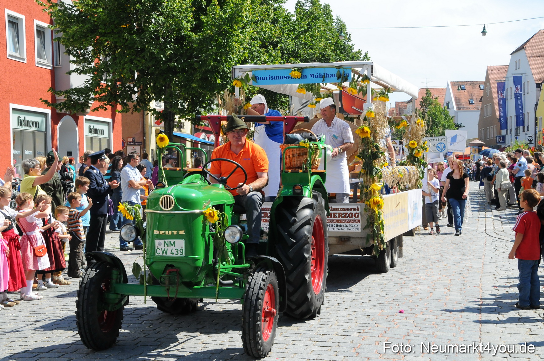 Volksfestzug Neumarkt 080810 0246