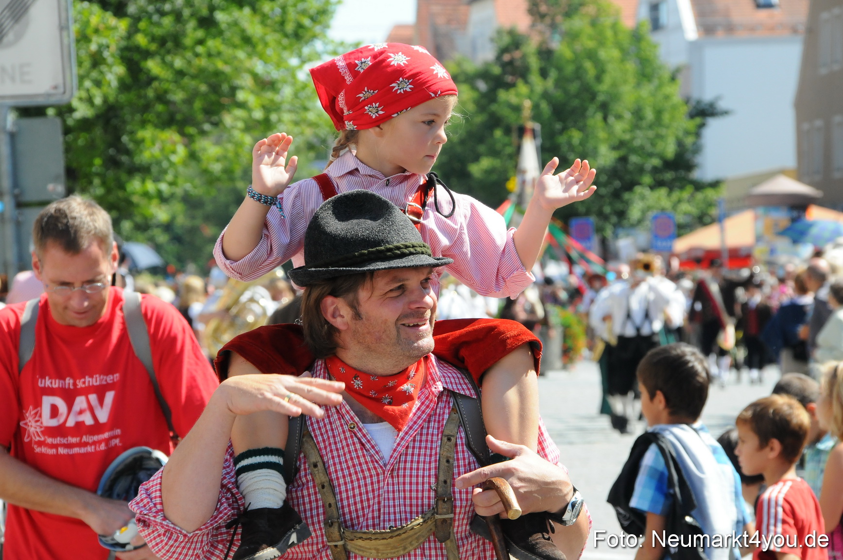 Volksfestzug Neumarkt 080810 0273