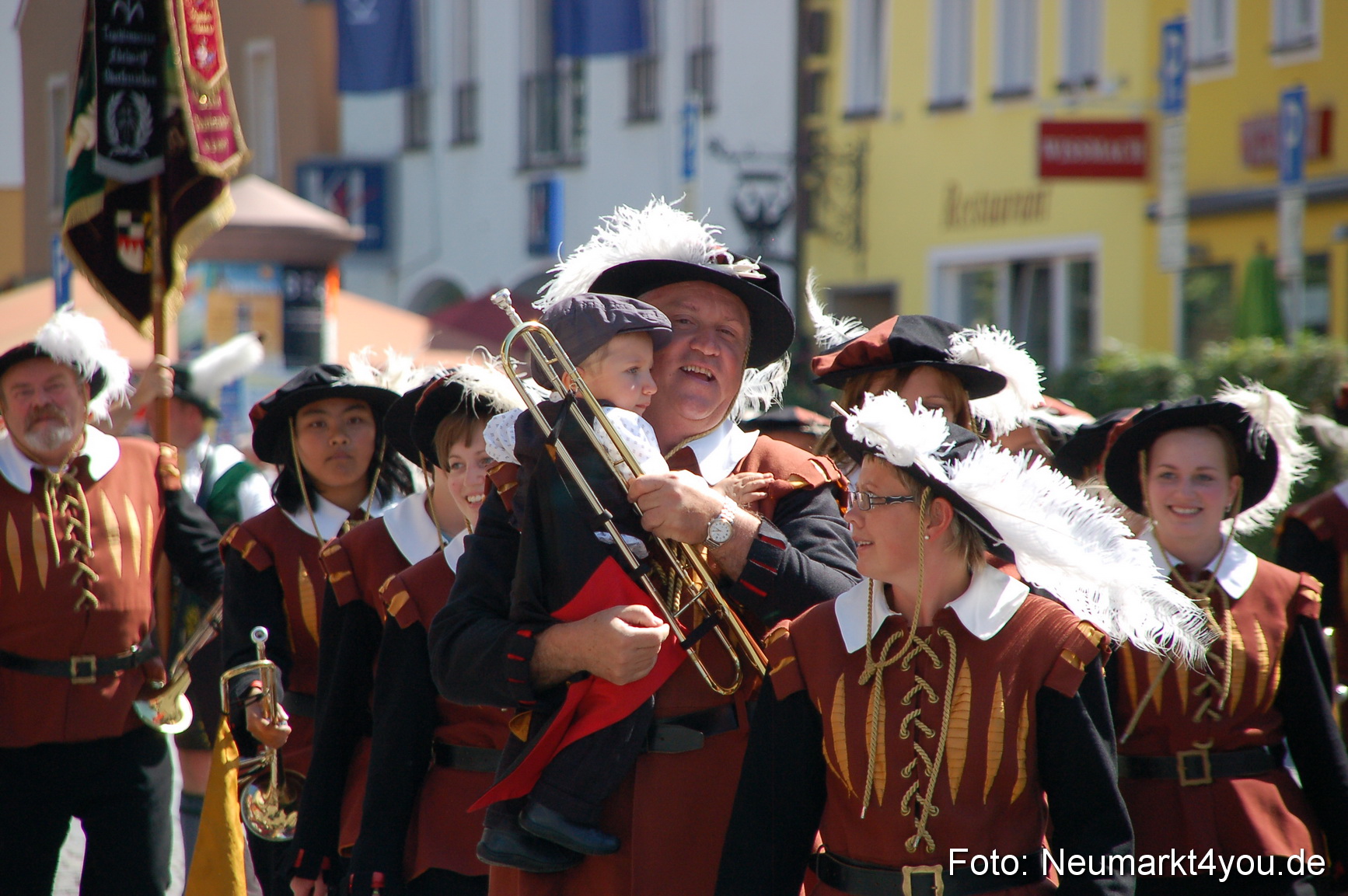 Volksfestzug Neumarkt 080810 0304