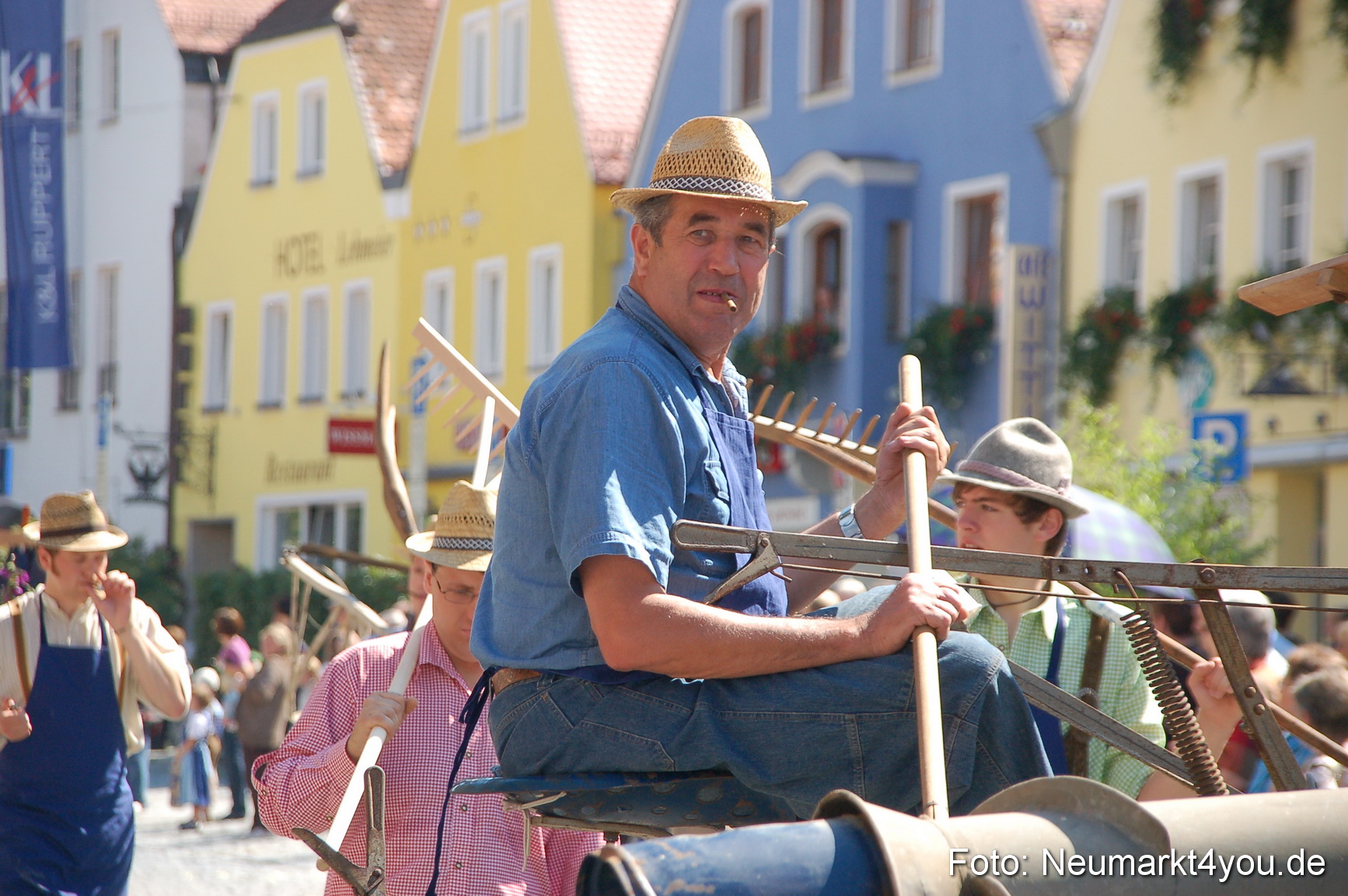 Volksfestzug Neumarkt 080810 0329
