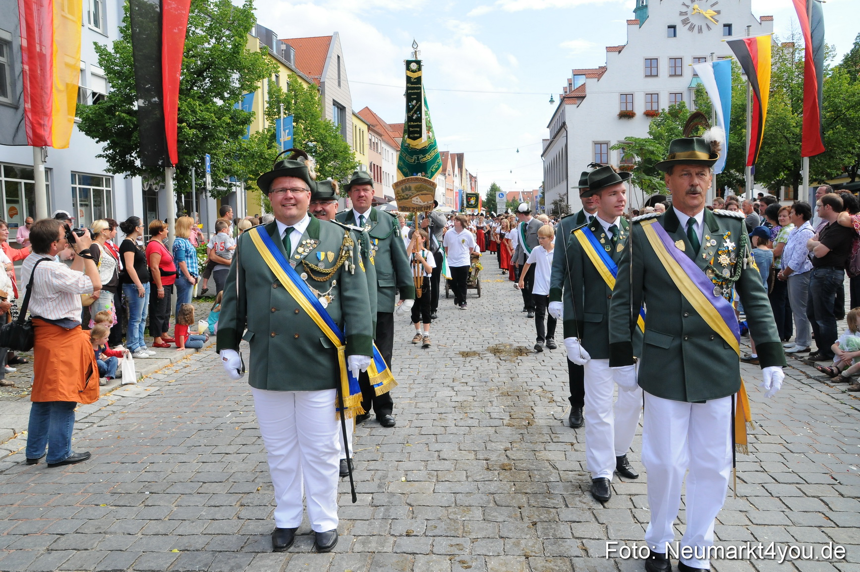 Volksfestzug Neumarkt 080810 0393