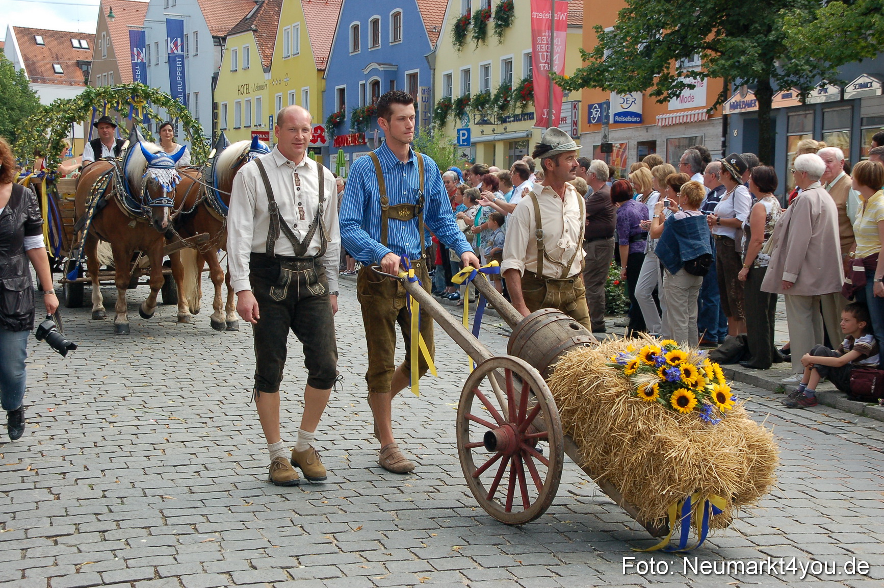 Volksfestzug Neumarkt 080810 0399
