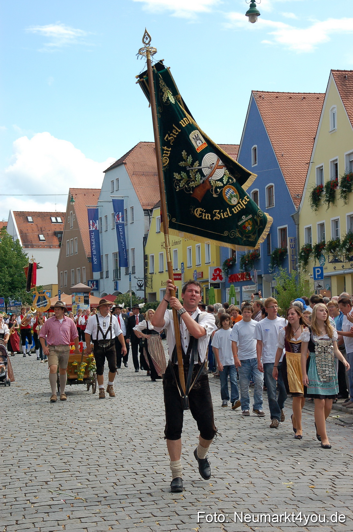 Volksfestzug Neumarkt 080810 0403