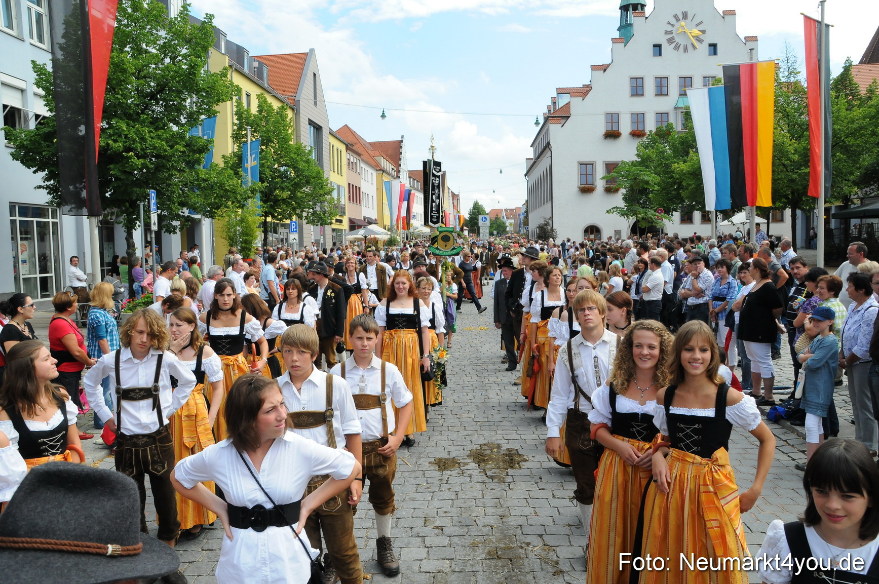 Volksfestzug Neumarkt 080810 0414