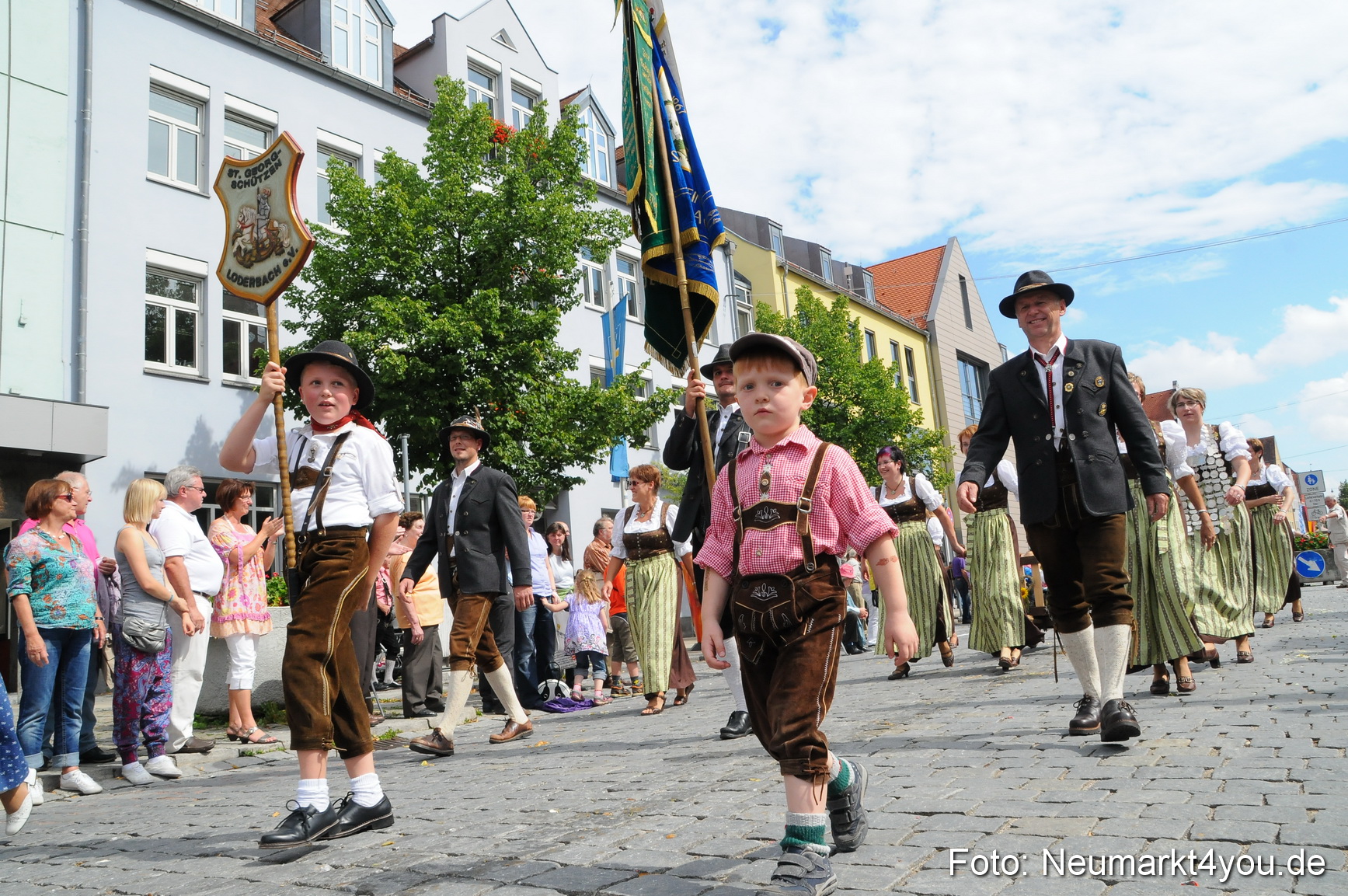 Volksfestzug Neumarkt 080810 0432