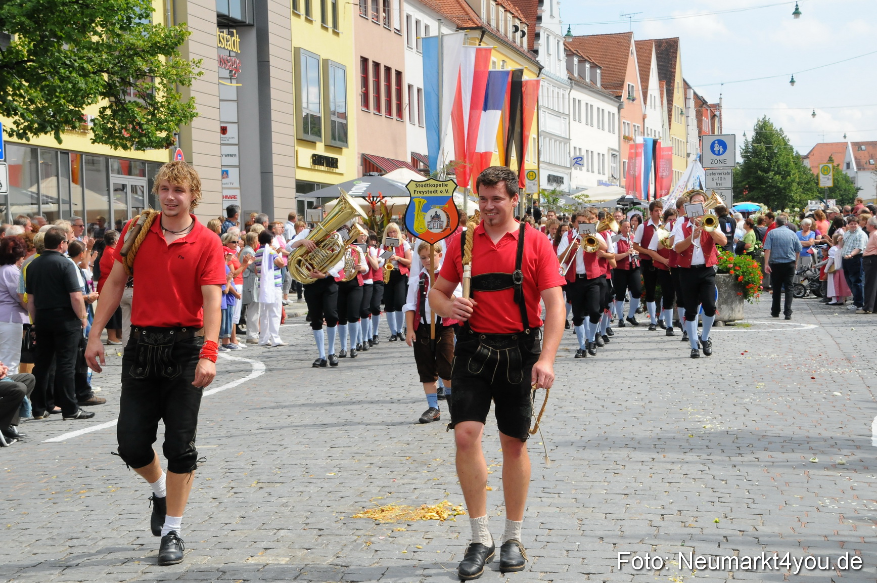 Volksfestzug Neumarkt 080810 0438
