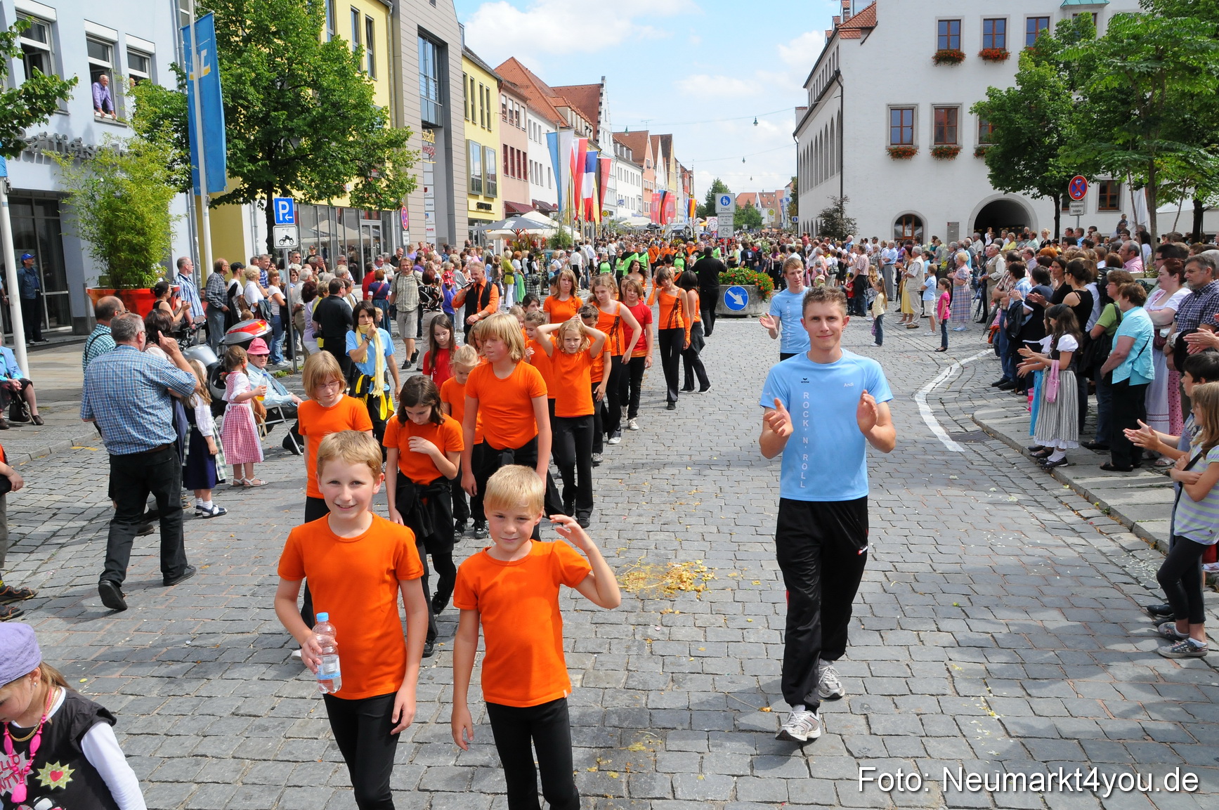 Volksfestzug Neumarkt 080810 0447