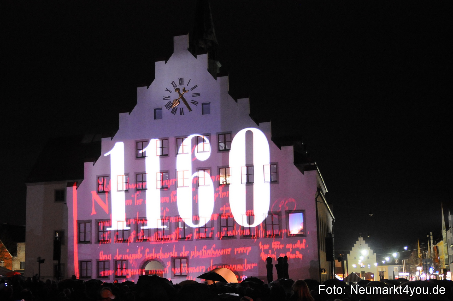 Jubiläumsshow Rathausfassade 200310 0003