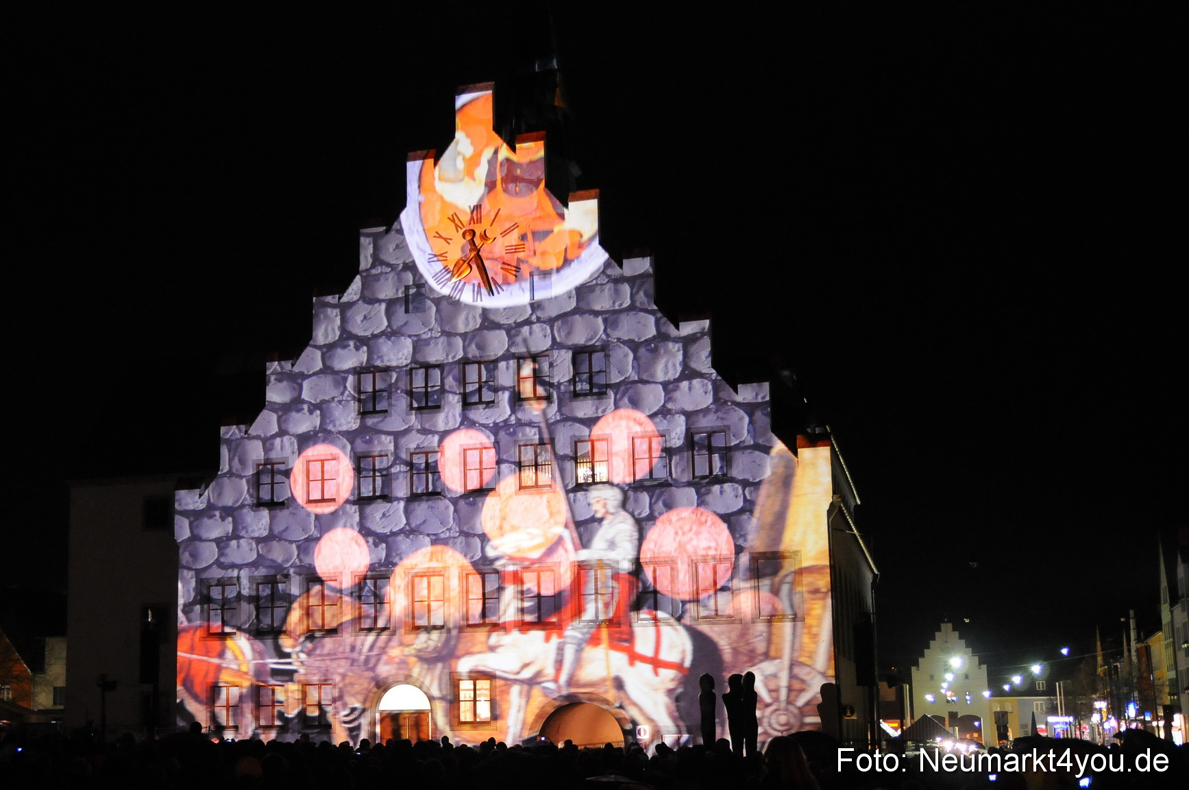 Jubiläumsshow Rathausfassade 200310 0005