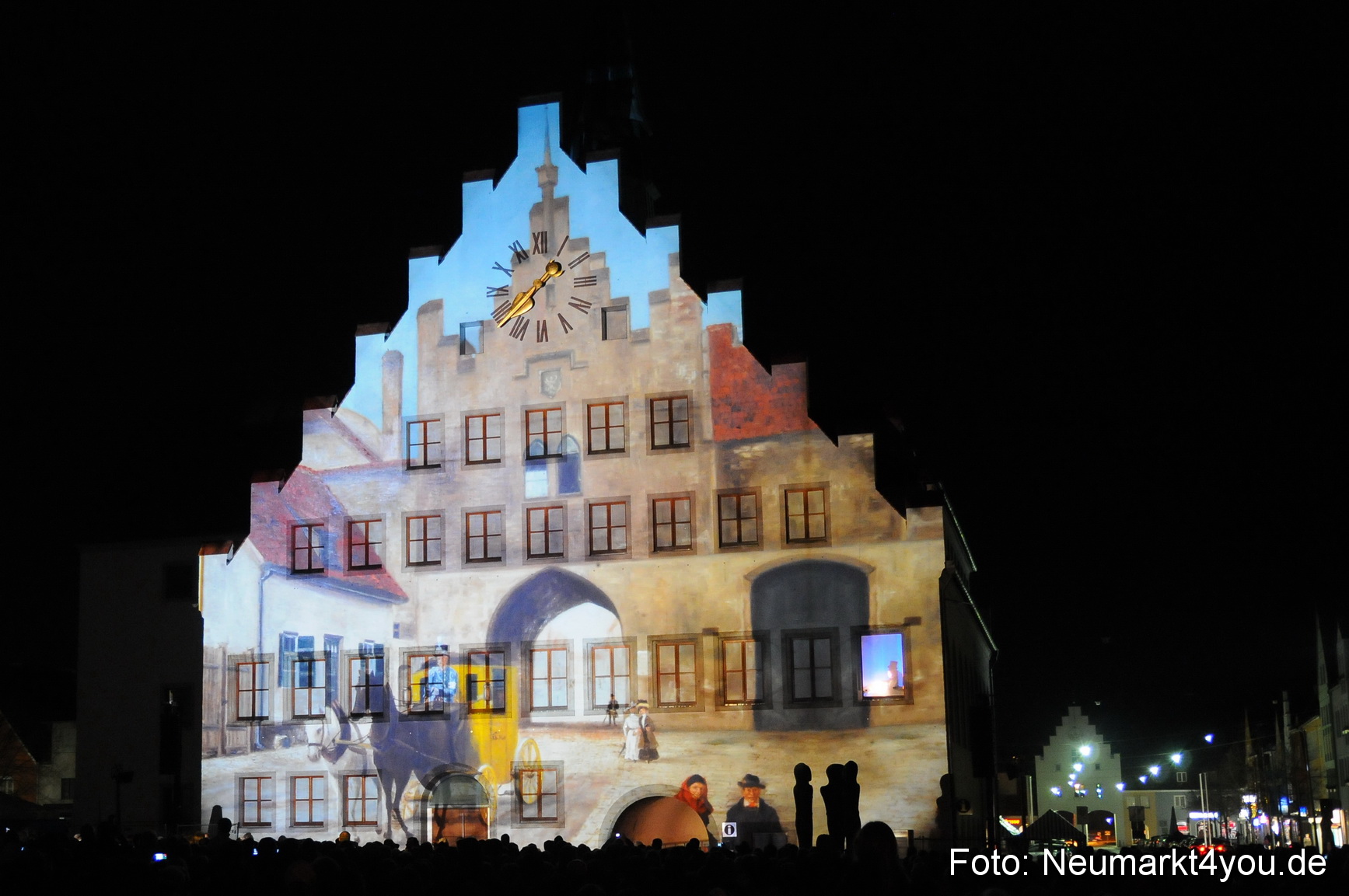 Jubiläumsshow Rathausfassade 200310 0033