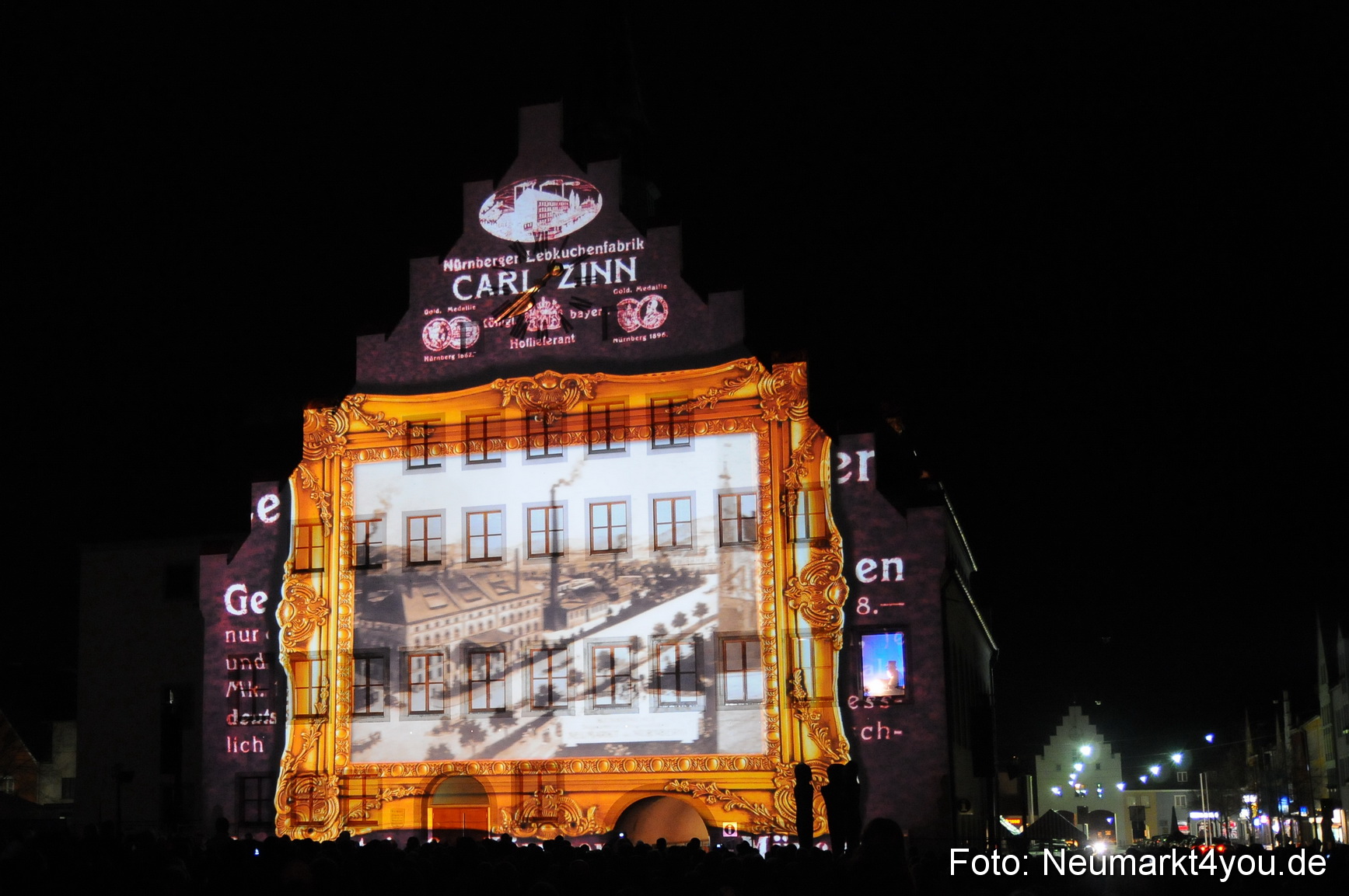 Jubiläumsshow Rathausfassade 200310 0035