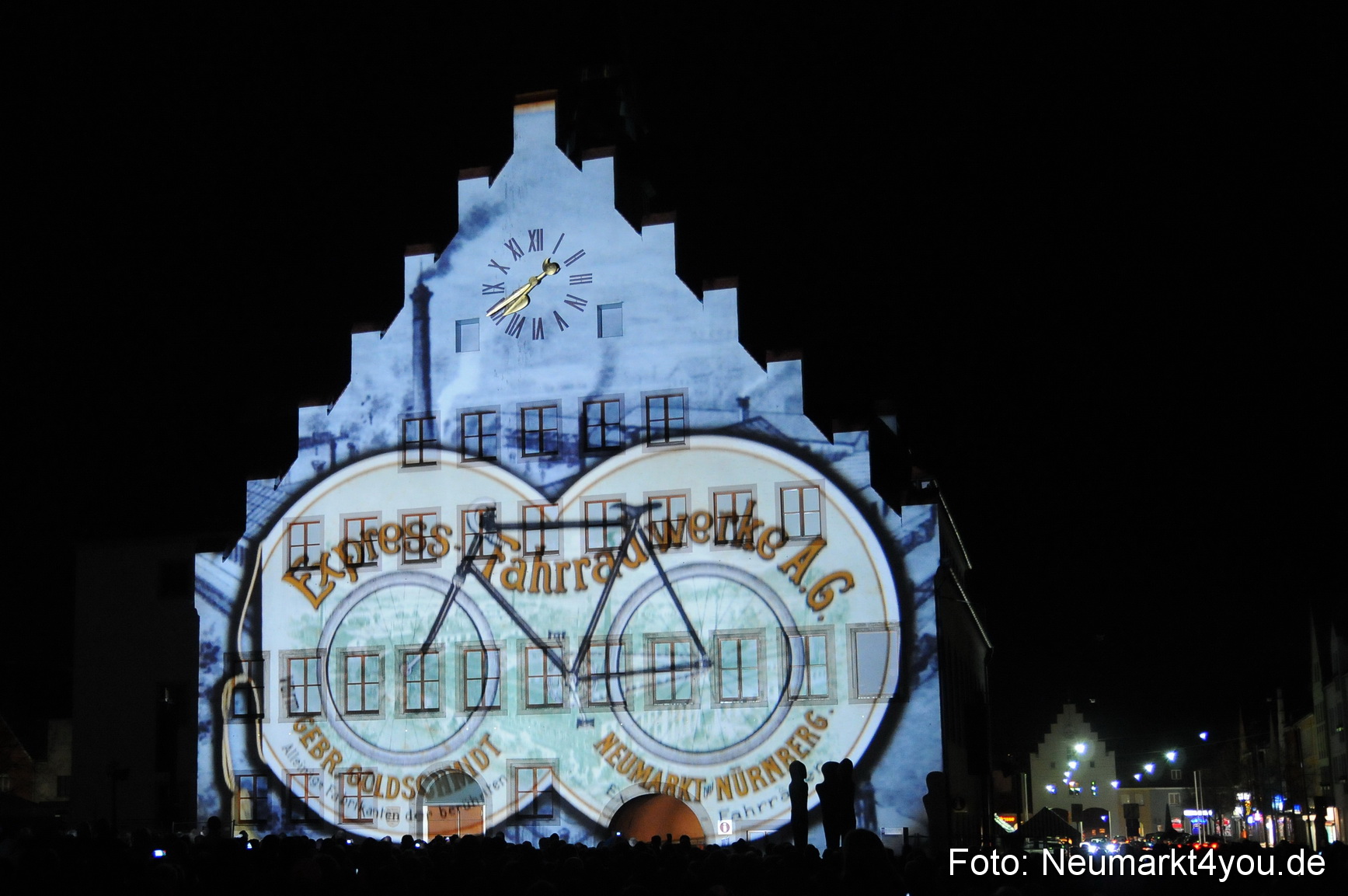 Jubiläumsshow Rathausfassade 200310 0037