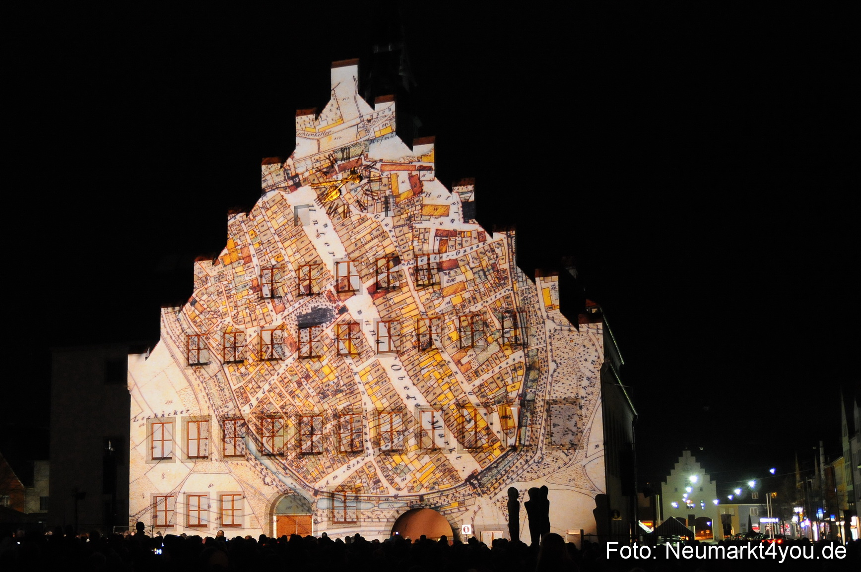 Jubiläumsshow Rathausfassade 200310 0047