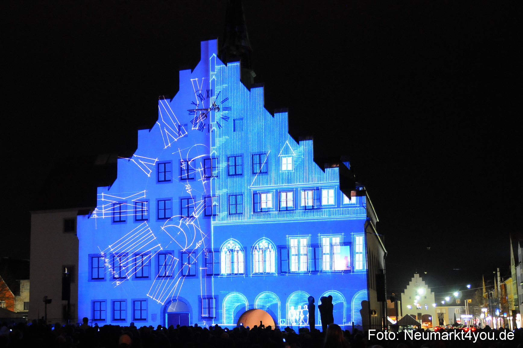 Jubiläumsshow Rathausfassade 200310 0048