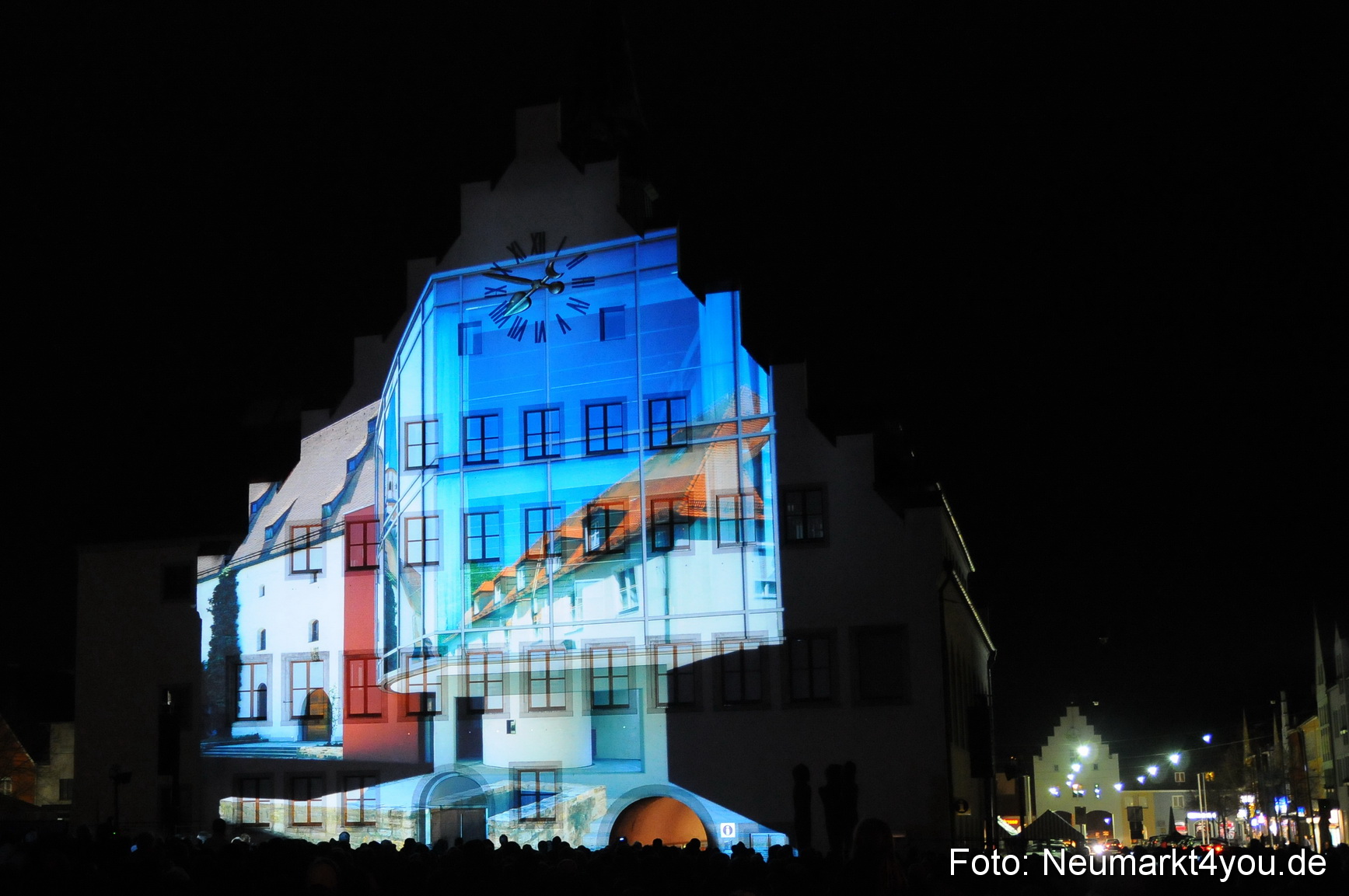 Jubiläumsshow Rathausfassade 200310 0052