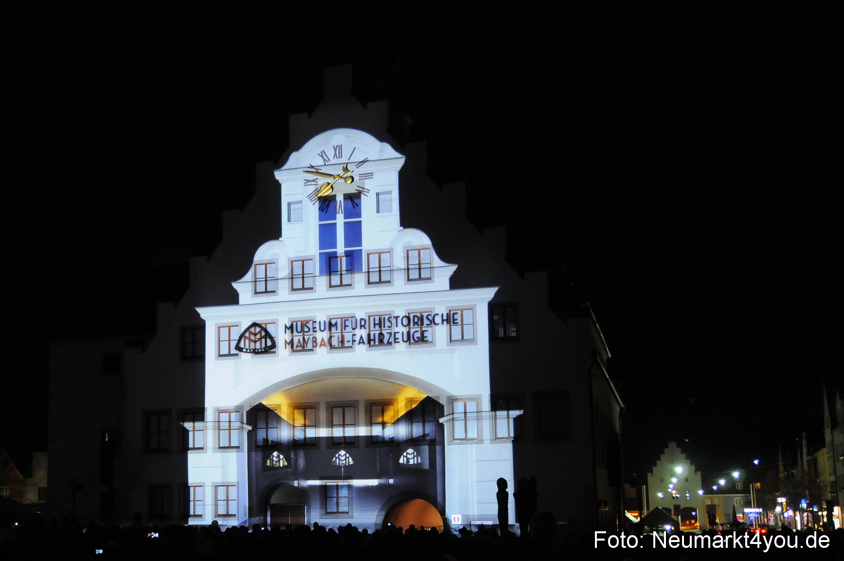 Jubiläumsshow Rathausfassade 200310 0056