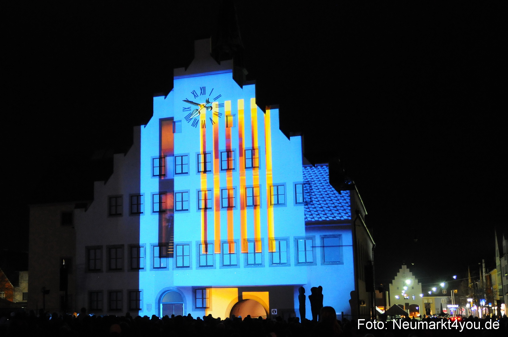 Jubiläumsshow Rathausfassade 200310 0058