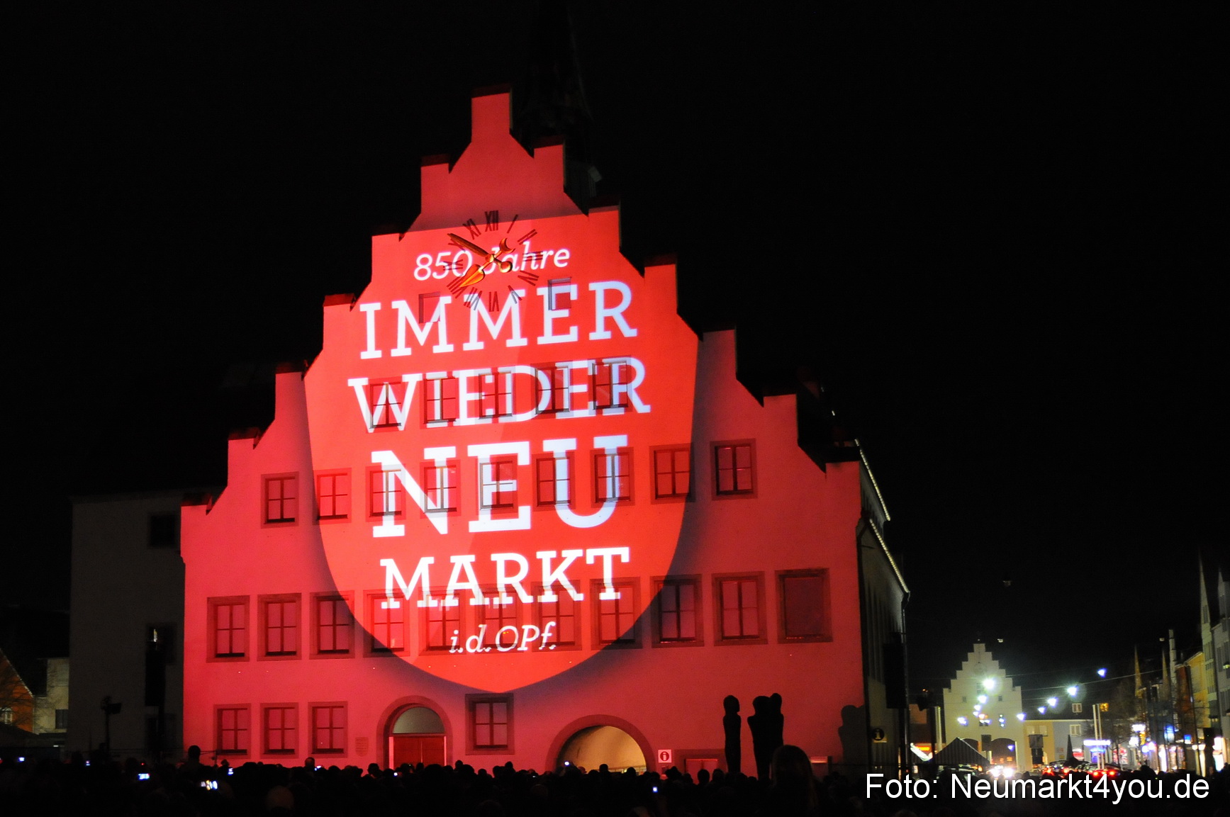 Jubiläumsshow Rathausfassade 200310 0069