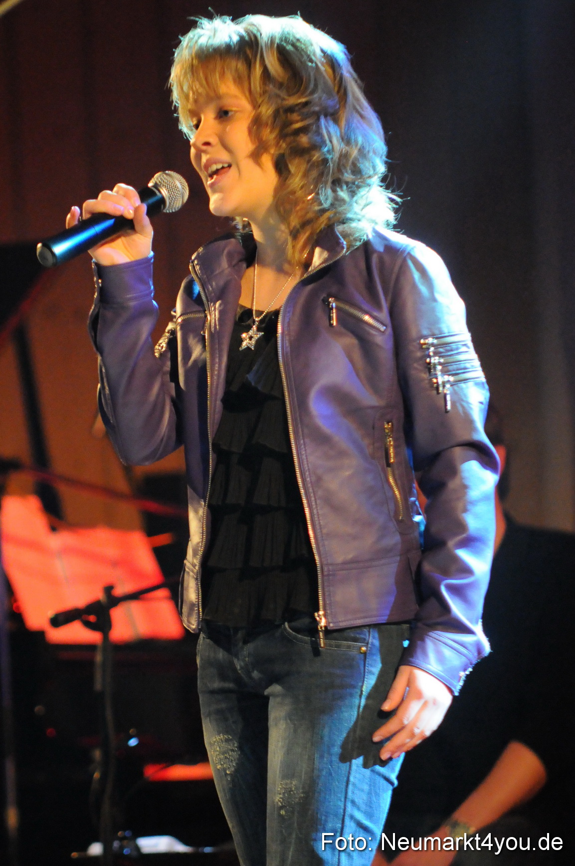 Mark Bender Reitstadel 200210 0007