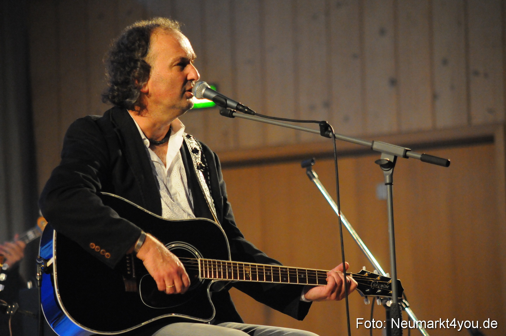 Mark Bender Reitstadel 200210 0012