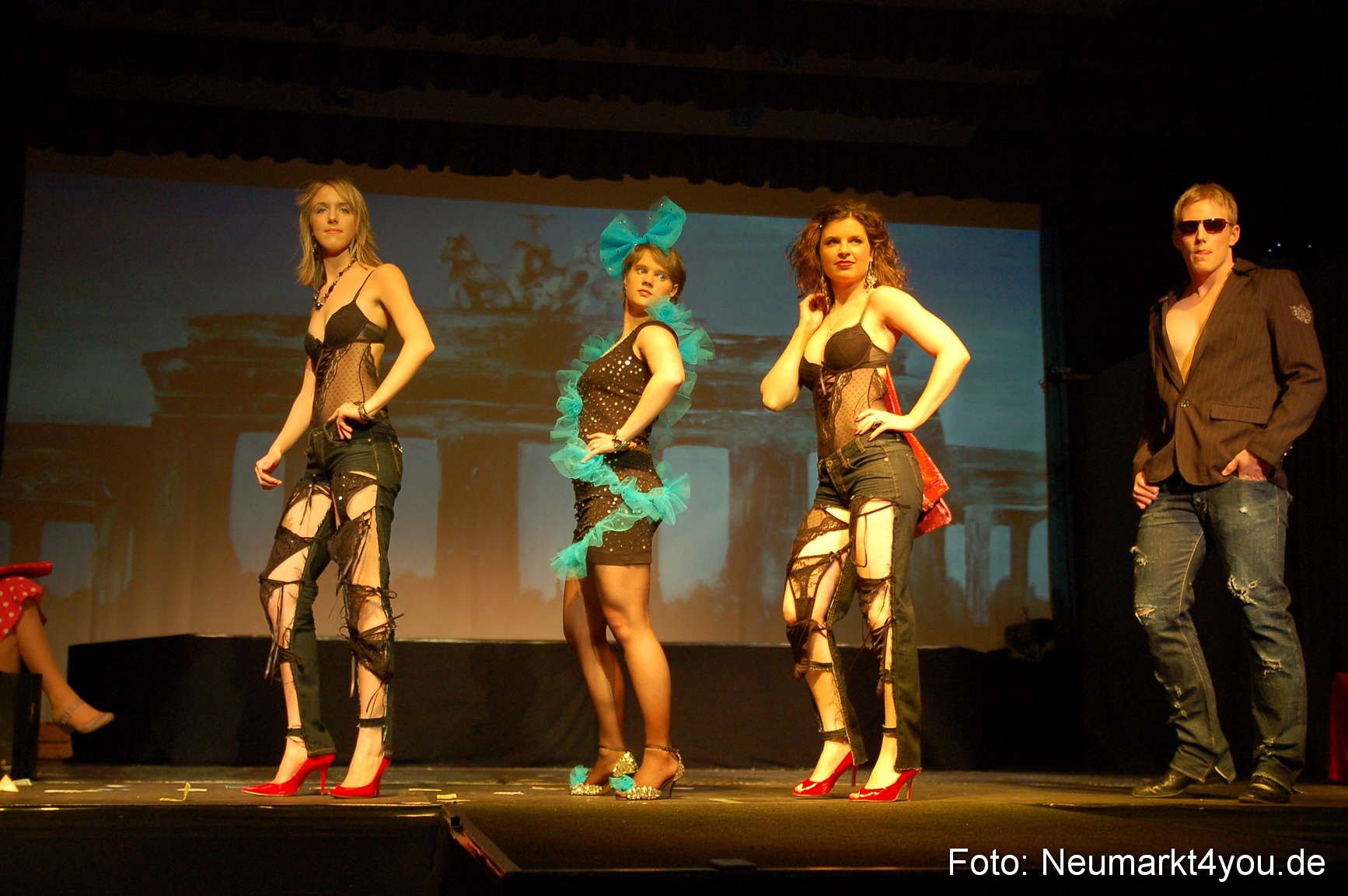 Monopoly Just for fun 270210 0009