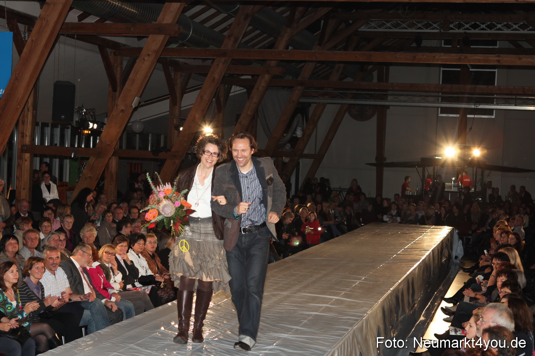 Revival Modenschau 011010 0037