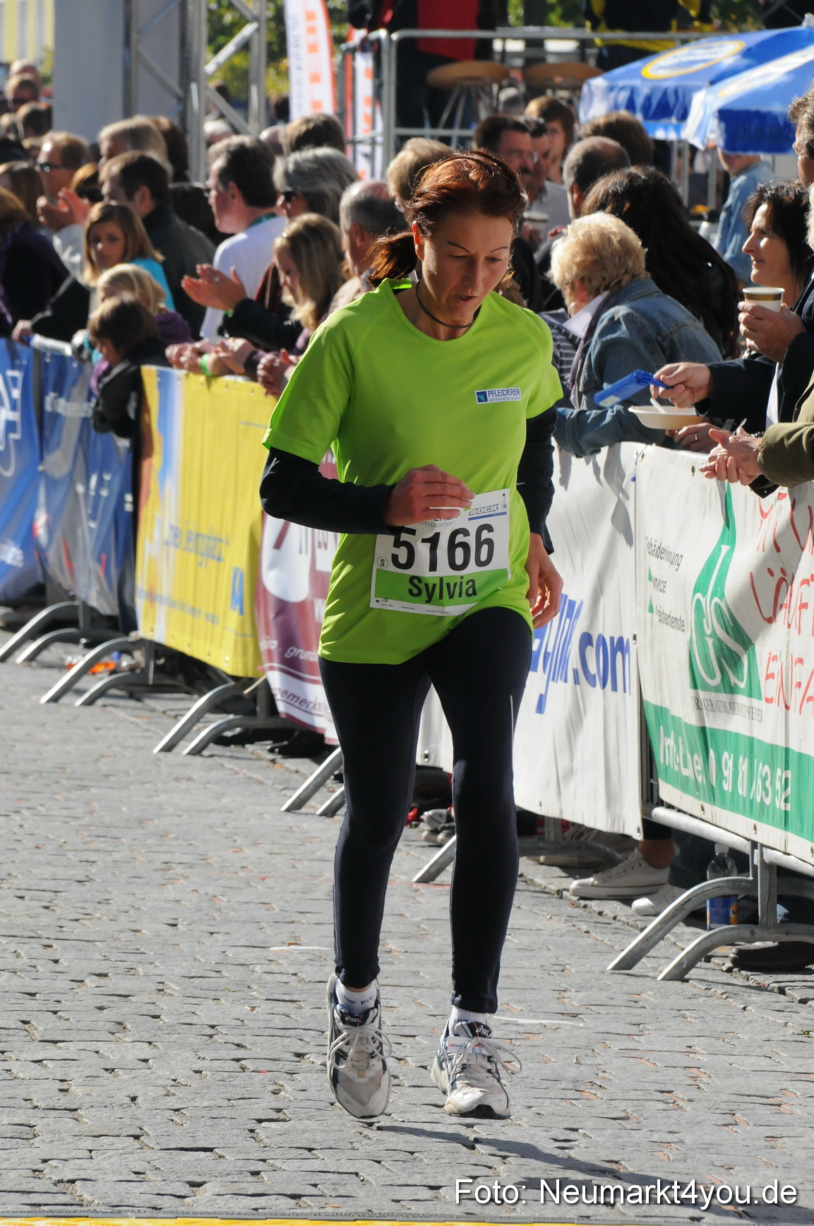 Zieleinlauf Stadtlauf Neumarkt 190910 0014