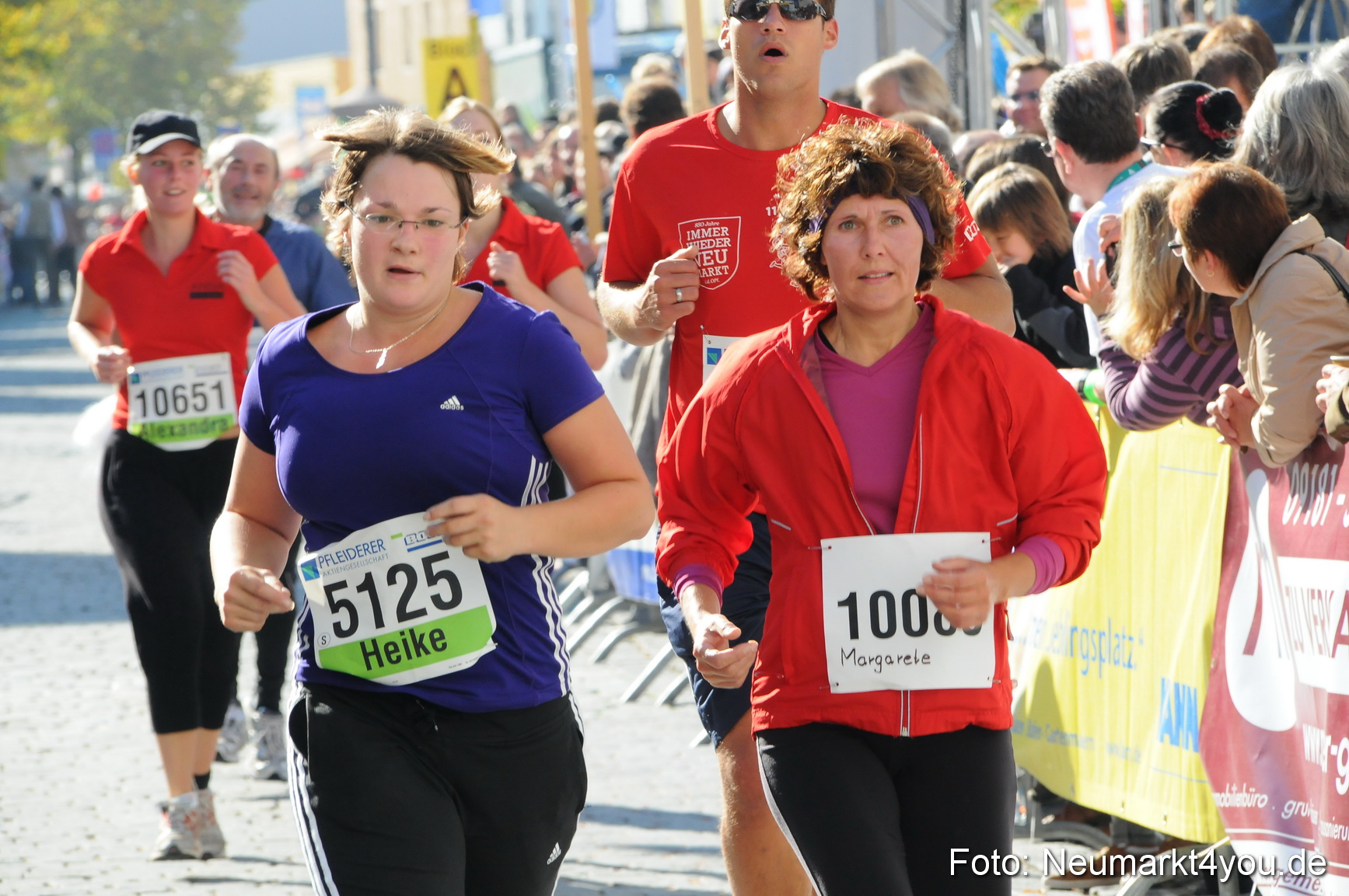 Zieleinlauf Stadtlauf Neumarkt 190910 0021