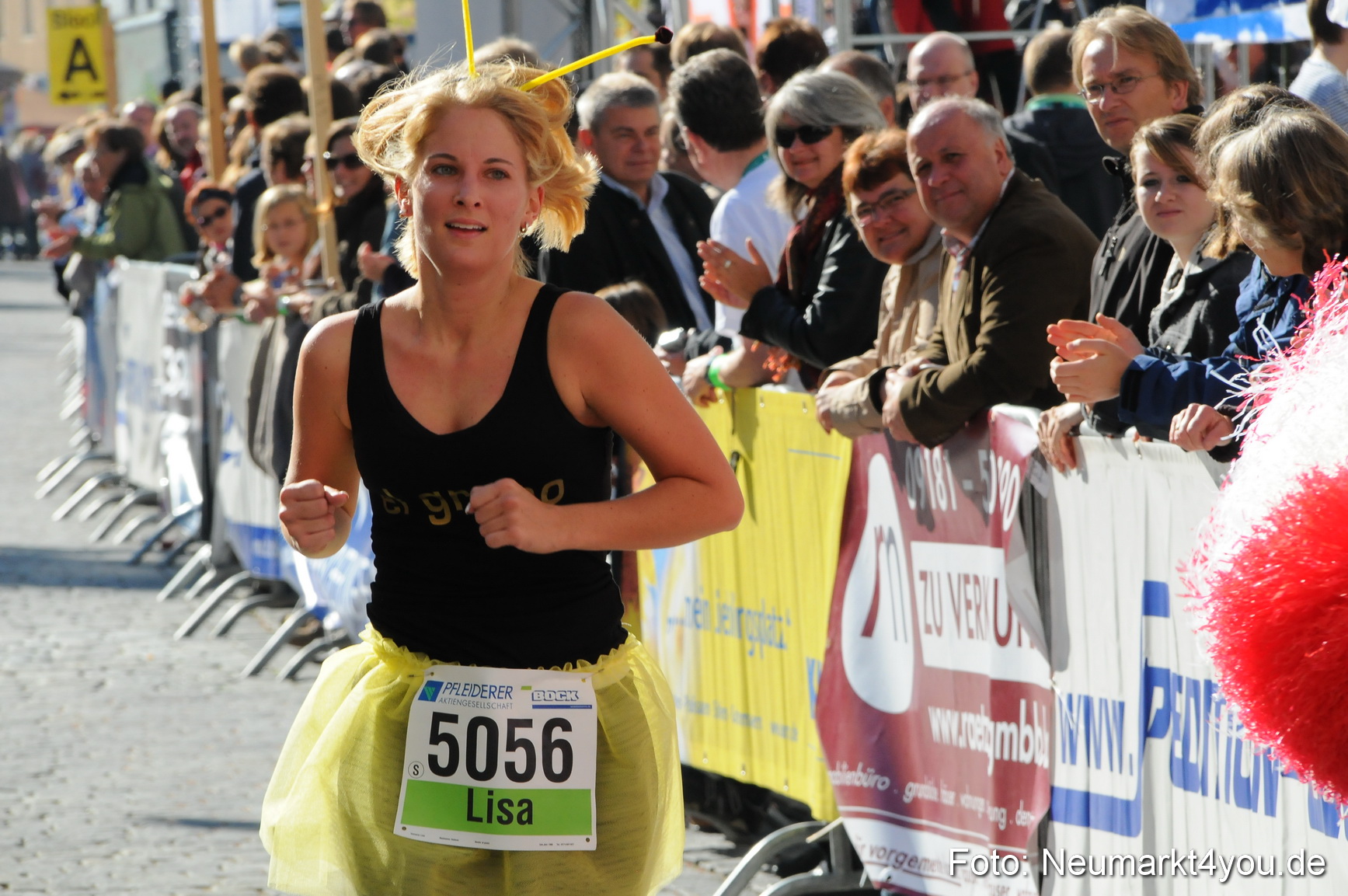 Zieleinlauf Stadtlauf Neumarkt 190910 0027