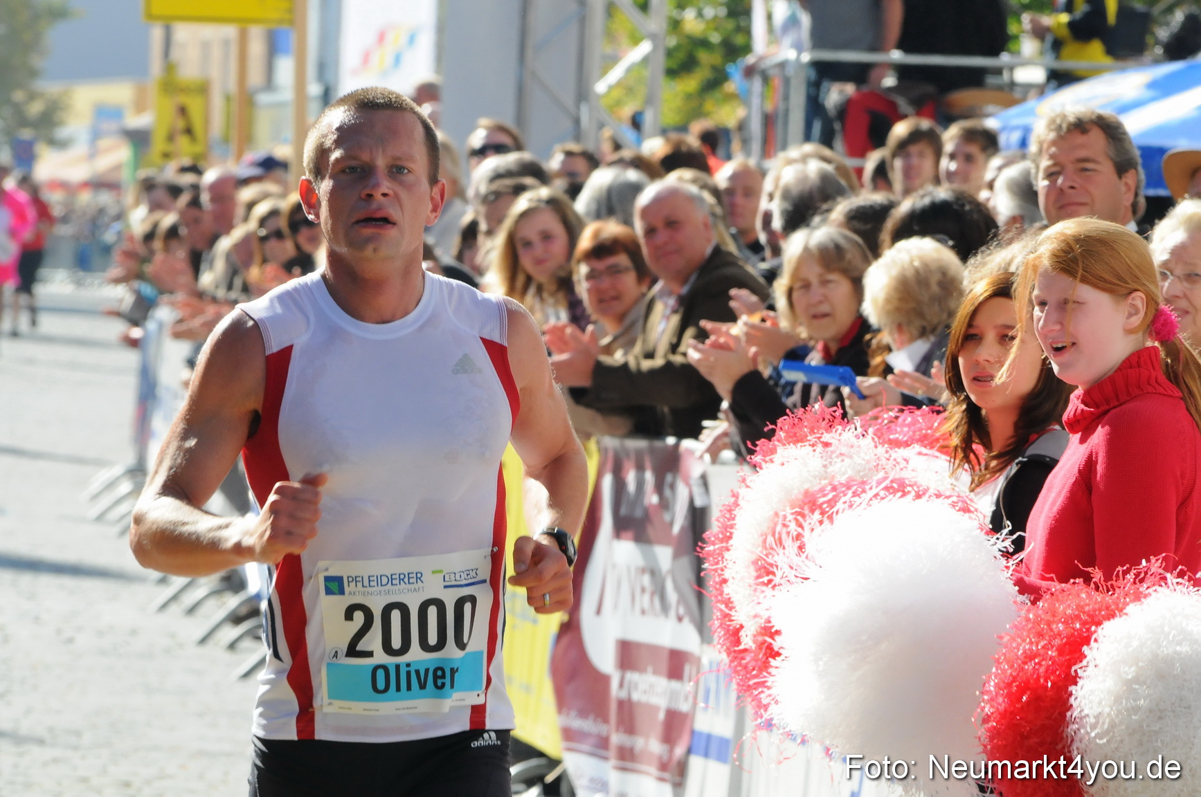 Zieleinlauf Stadtlauf Neumarkt 190910 0033