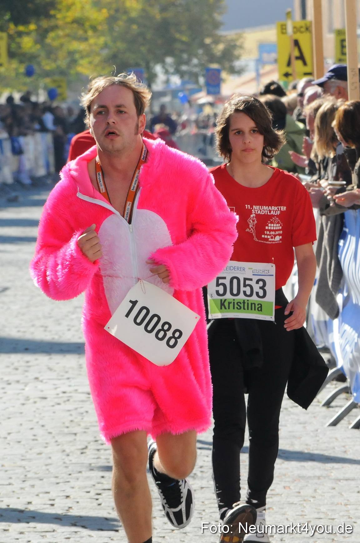 Zieleinlauf Stadtlauf Neumarkt 190910 0034